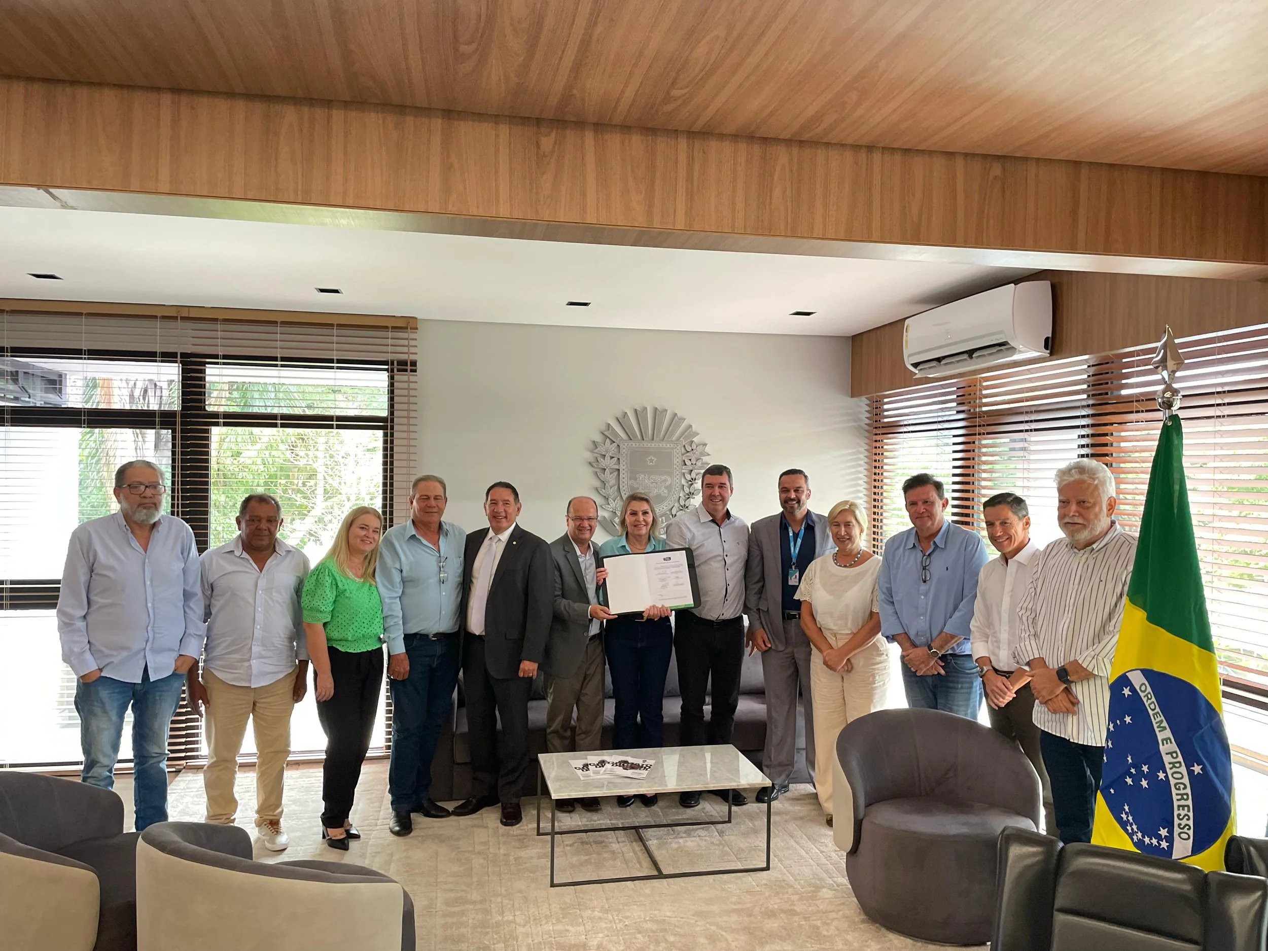 Barbosinha comemora investimentos em moradia e destaca gestão fiscal responsável em MS