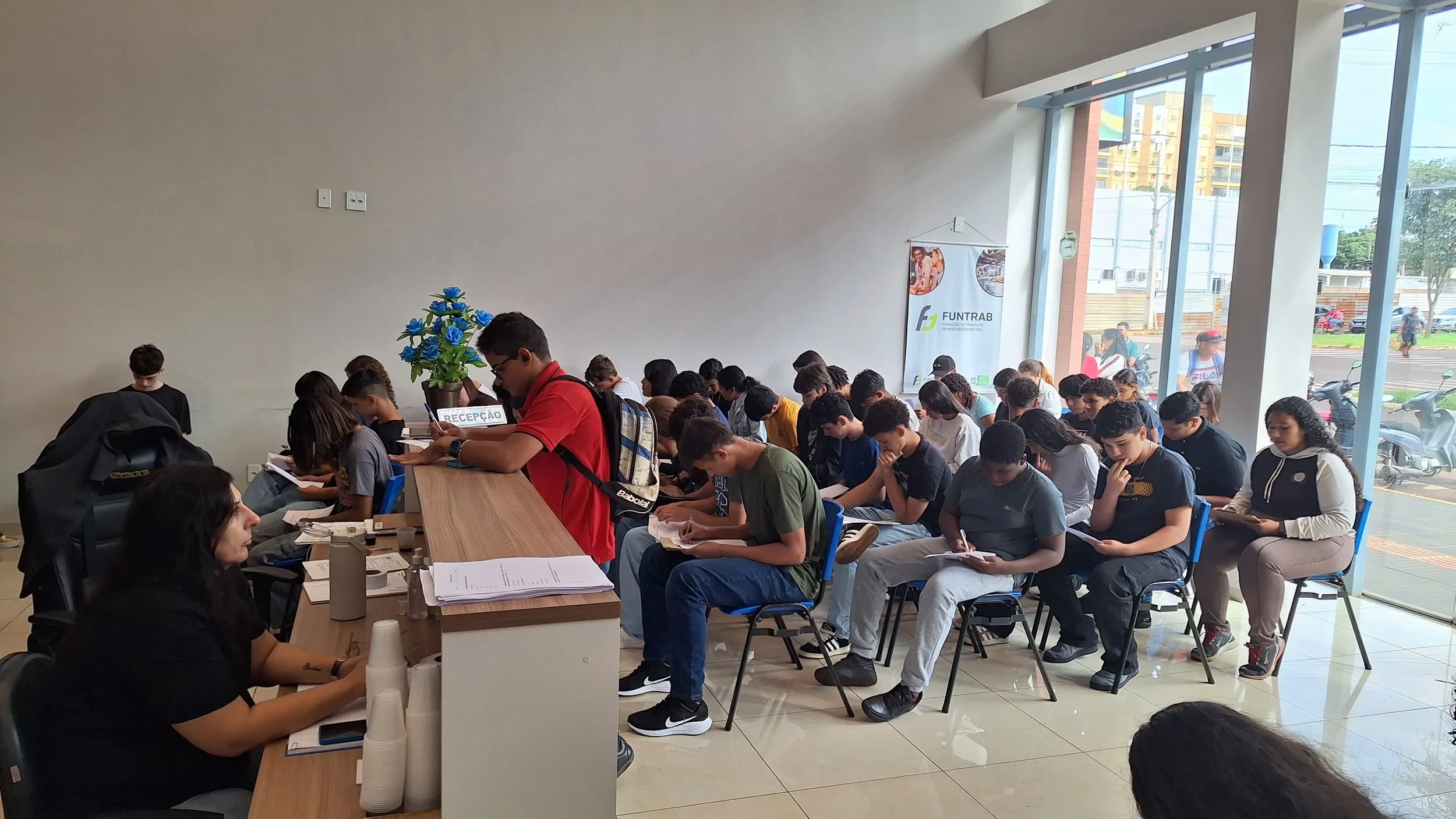 Em Dourados, Casa do Trabalhador seleciona candidatos para Jovem Aprendiz