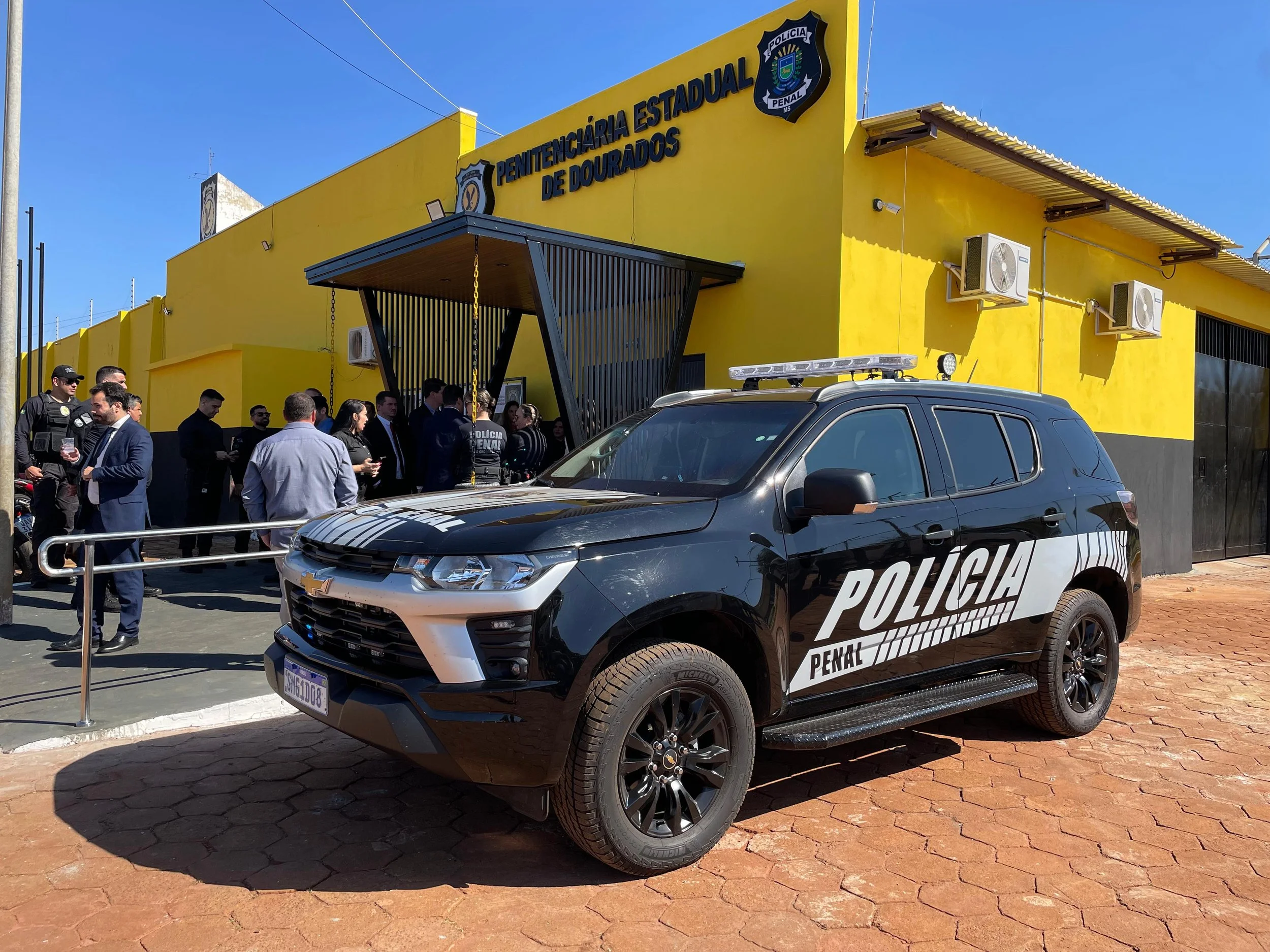 Governo de MS entrega equipamentos, viatura e inaugura sala da OAB na Penitenciária de Dourados