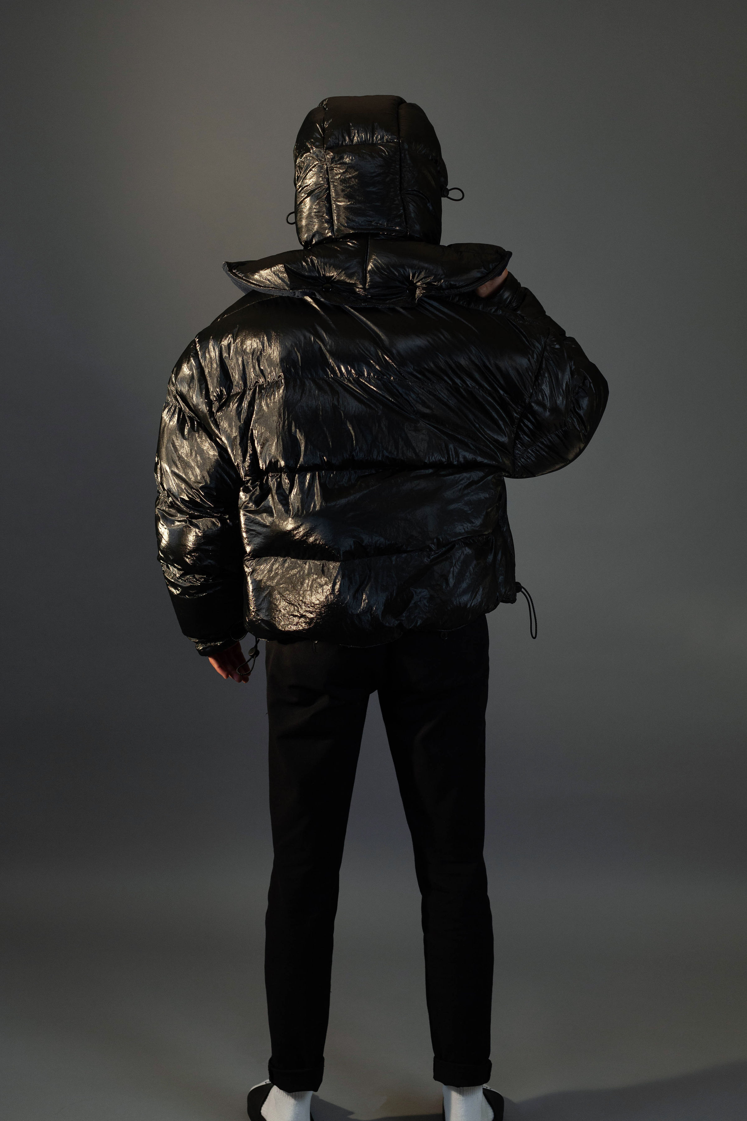 ezra-black-ski-jacket-6.jpg