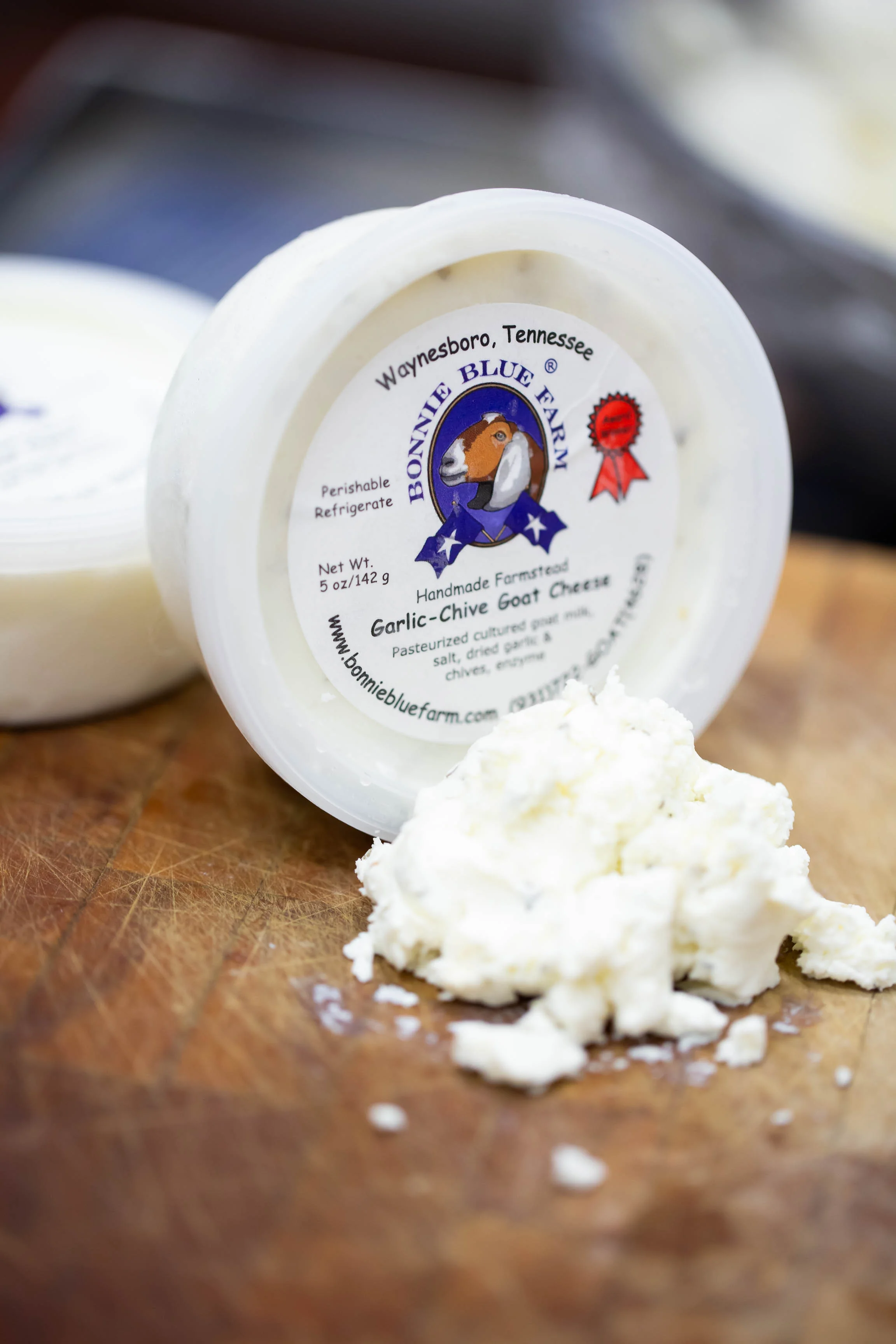 sheena wilkins - product_garlic_chive__chevre__tub-2.jpg