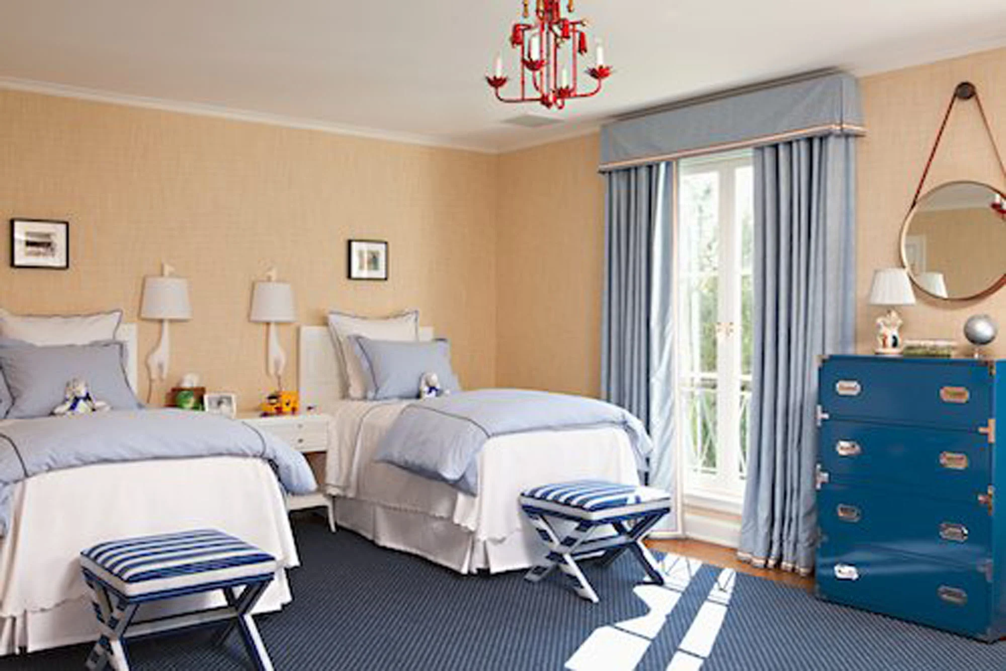 22. Beverly Hills, Boys Room.jpg