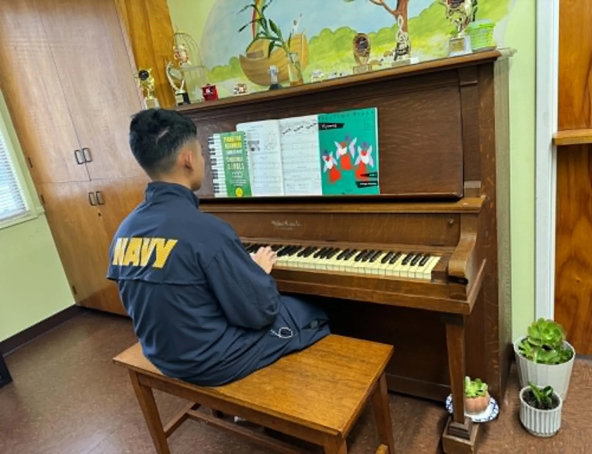 piano 4.jpg