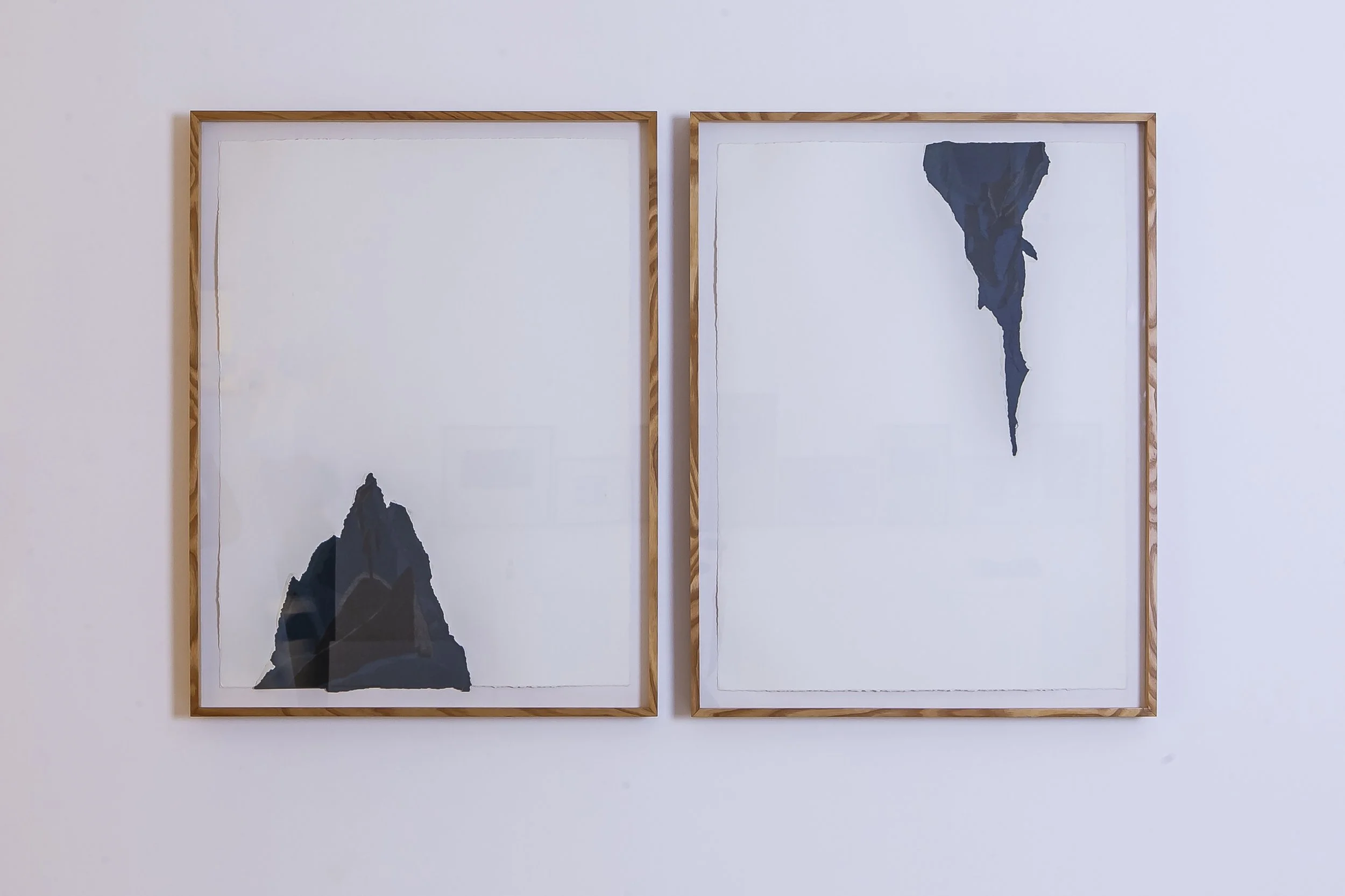  Flavia Renault, Entre o Céu e a Terra, 2023. Série: Fendas. Colagem e papel, 55 X 40 X 4 cm (cada). 