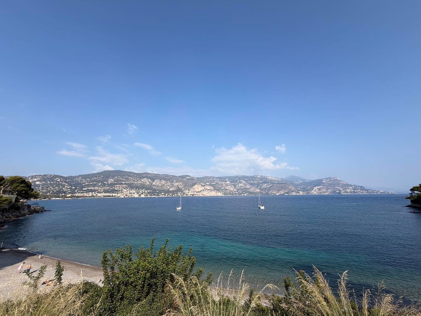When a Client asks you to pop to Nice for a site survey&hellip;. 

It&rsquo;s a hard life but someone has to do it! 

Not a Bad spot for some Gates By Apertura 

#Aperturagoesinternational 
#Apertura #Gates #niceisnice #sun #France