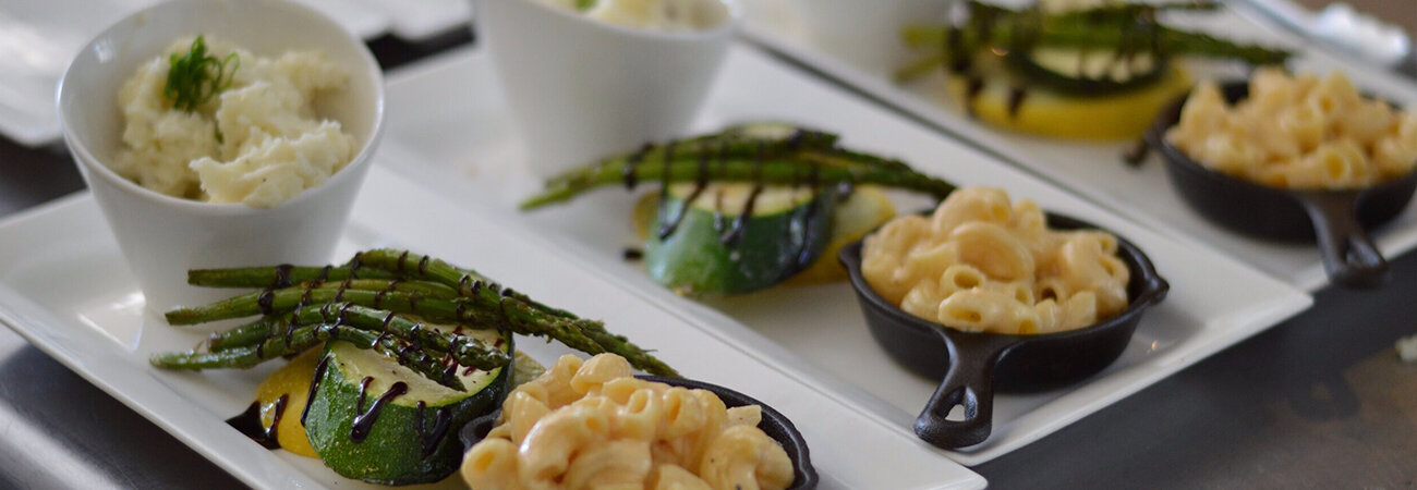 plates of zucchini and mac &amp; cheese