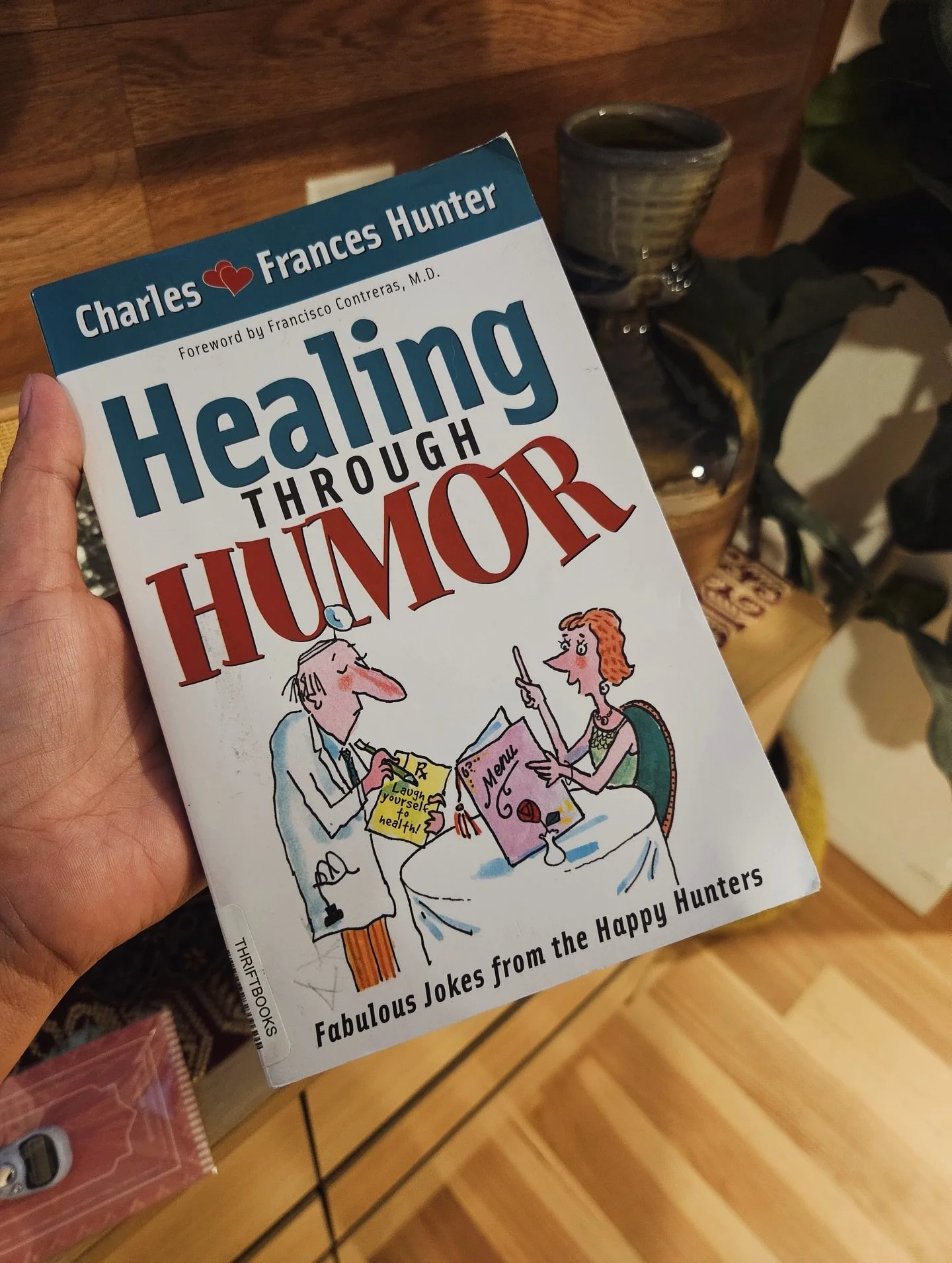These books got me through some of the hardest days. 📚

Cancer changes a lot but finding small sources of comfort, like reading, made a difference.

Any recommendations I should check out next? 👇🏼