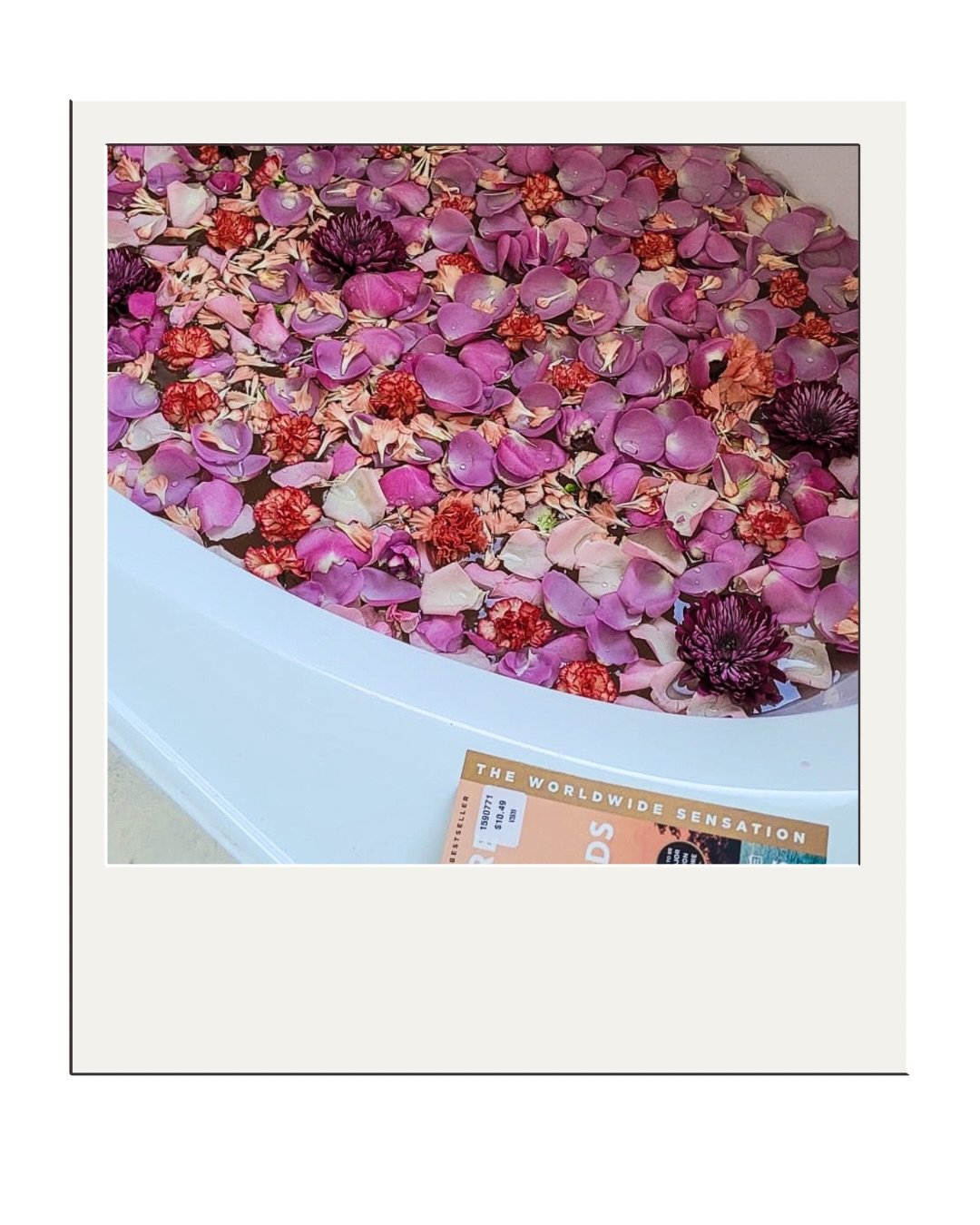 Modern motherhood somehow convinced women that exhaustion is normal and recovery is a bonus.

We disagree. ✨

Our Malay Postpartum Wellness Spa Service was created to make care part of the healing process again.

#postpartumrecovery #postpartumnutrit