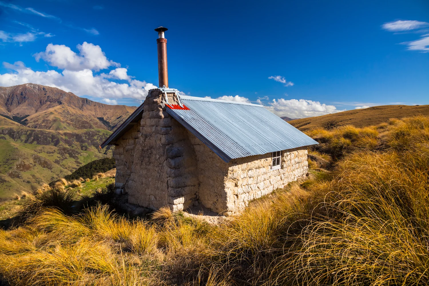 Stay In The Mud Hut High Country Accommodation Welcome Rock