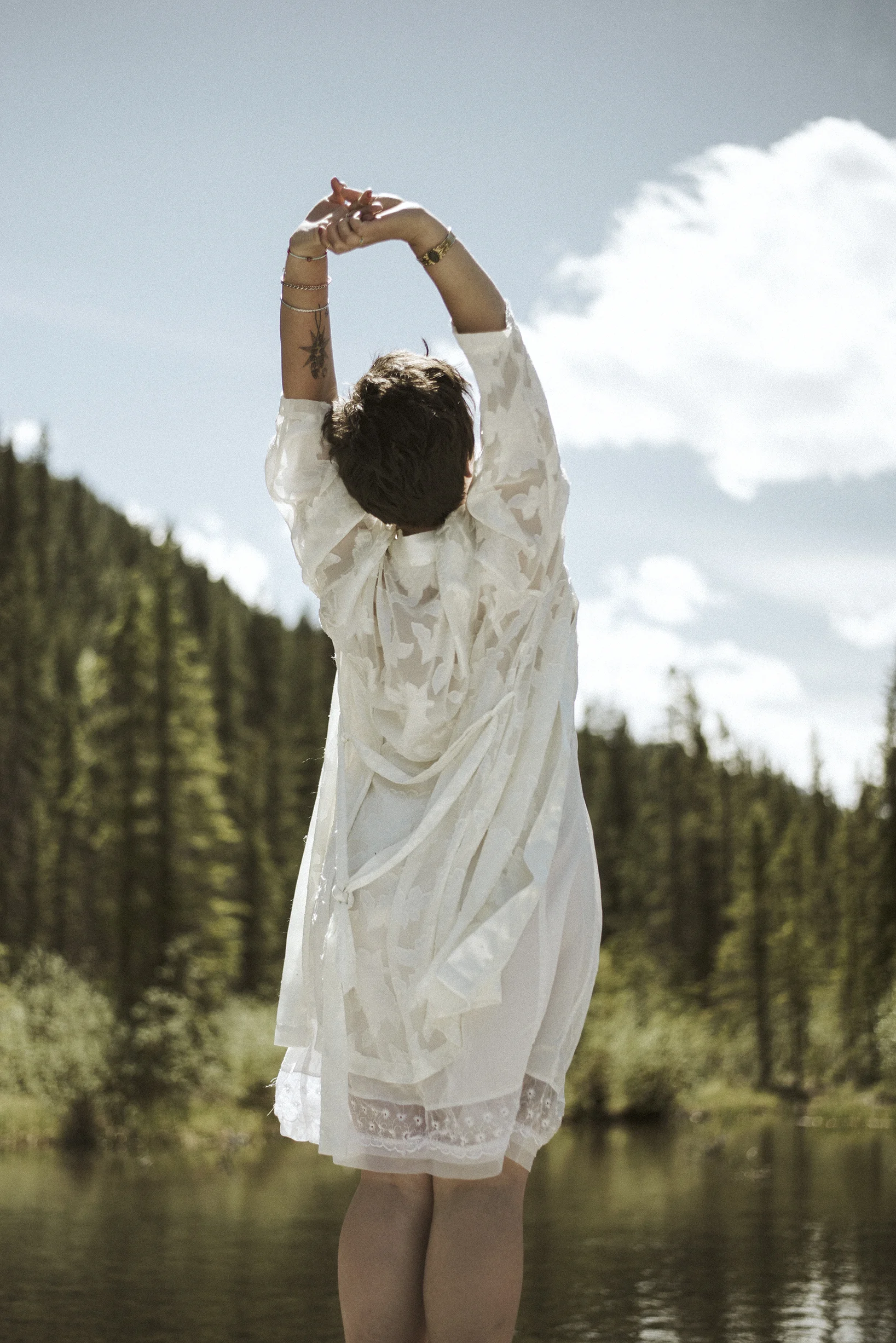 How to Find Your Measurements_The Art of Personal Style_Self-awareness_Body image_Worthiness_Abundance_Plus Size Style_Personal Style_Intuitive Lifestyle_Personal Style of Living_Slow Fashion_Everyday rituals_Life purpose.jpg