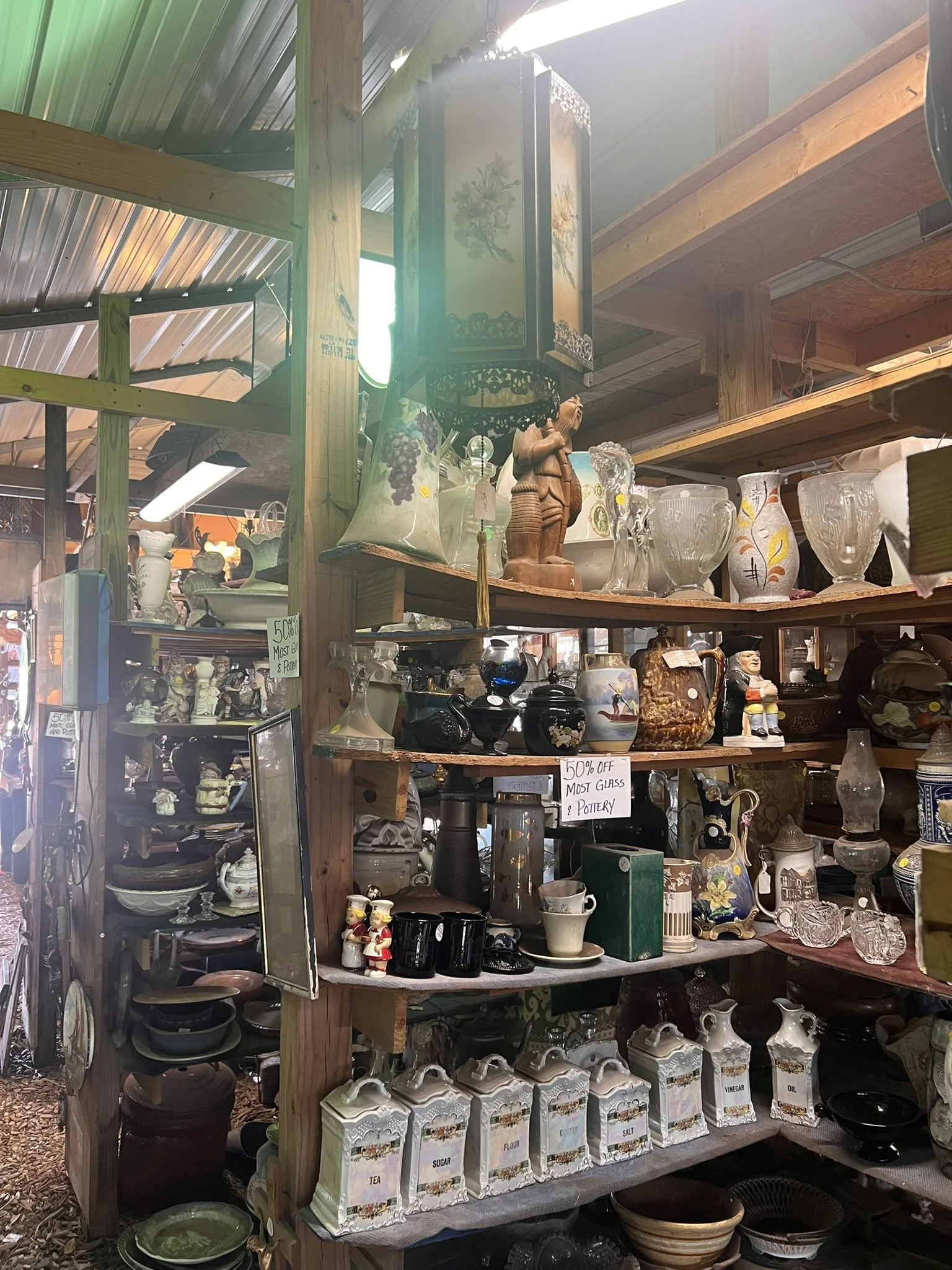 Rennigers Antique Market (15).JPEG