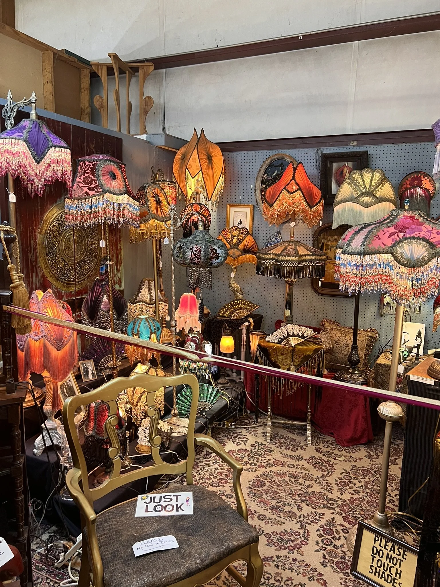 Rennigers Antique Market (5).JPEG