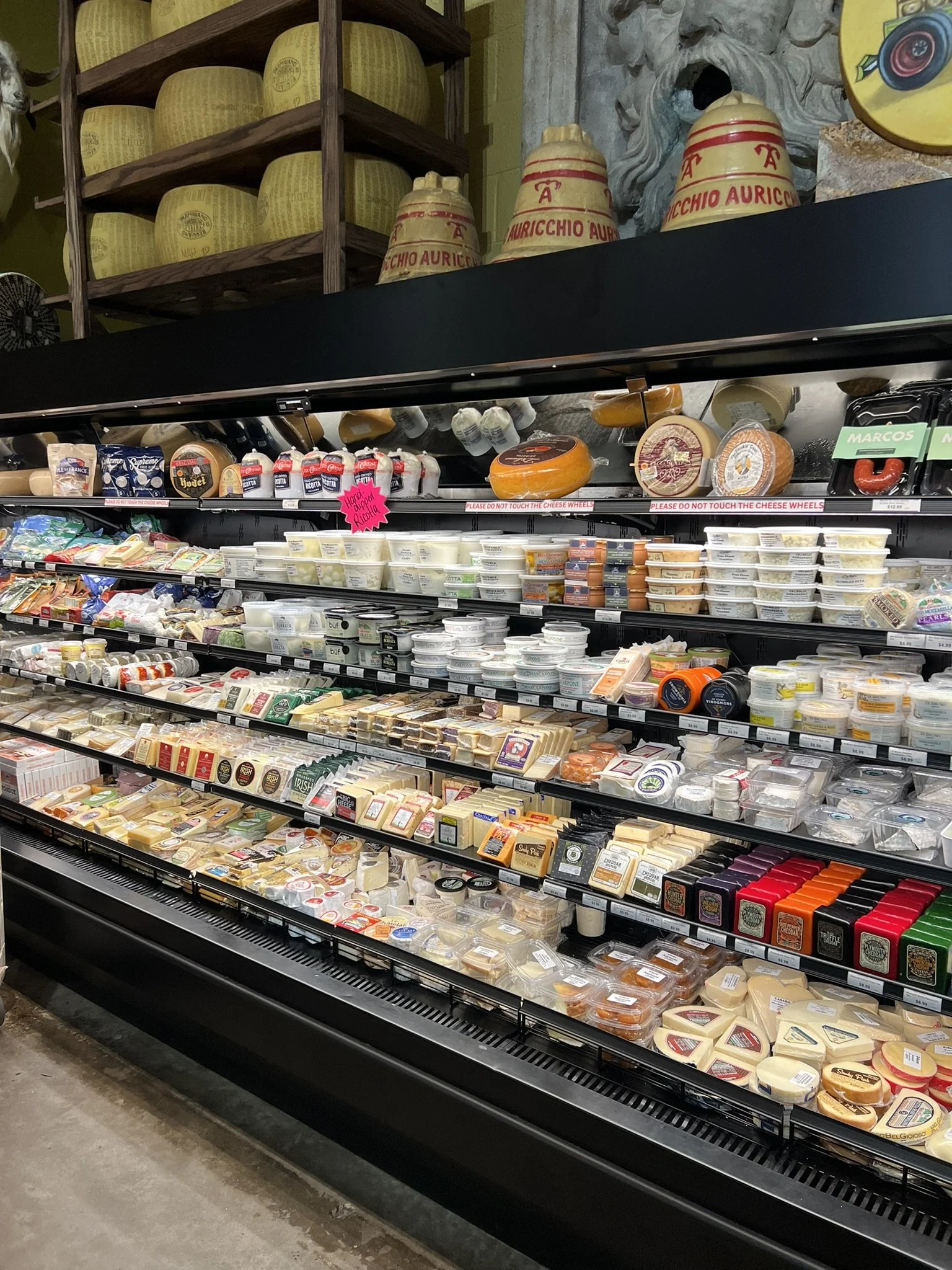 Mazzaro's Italian Market (8).JPEG