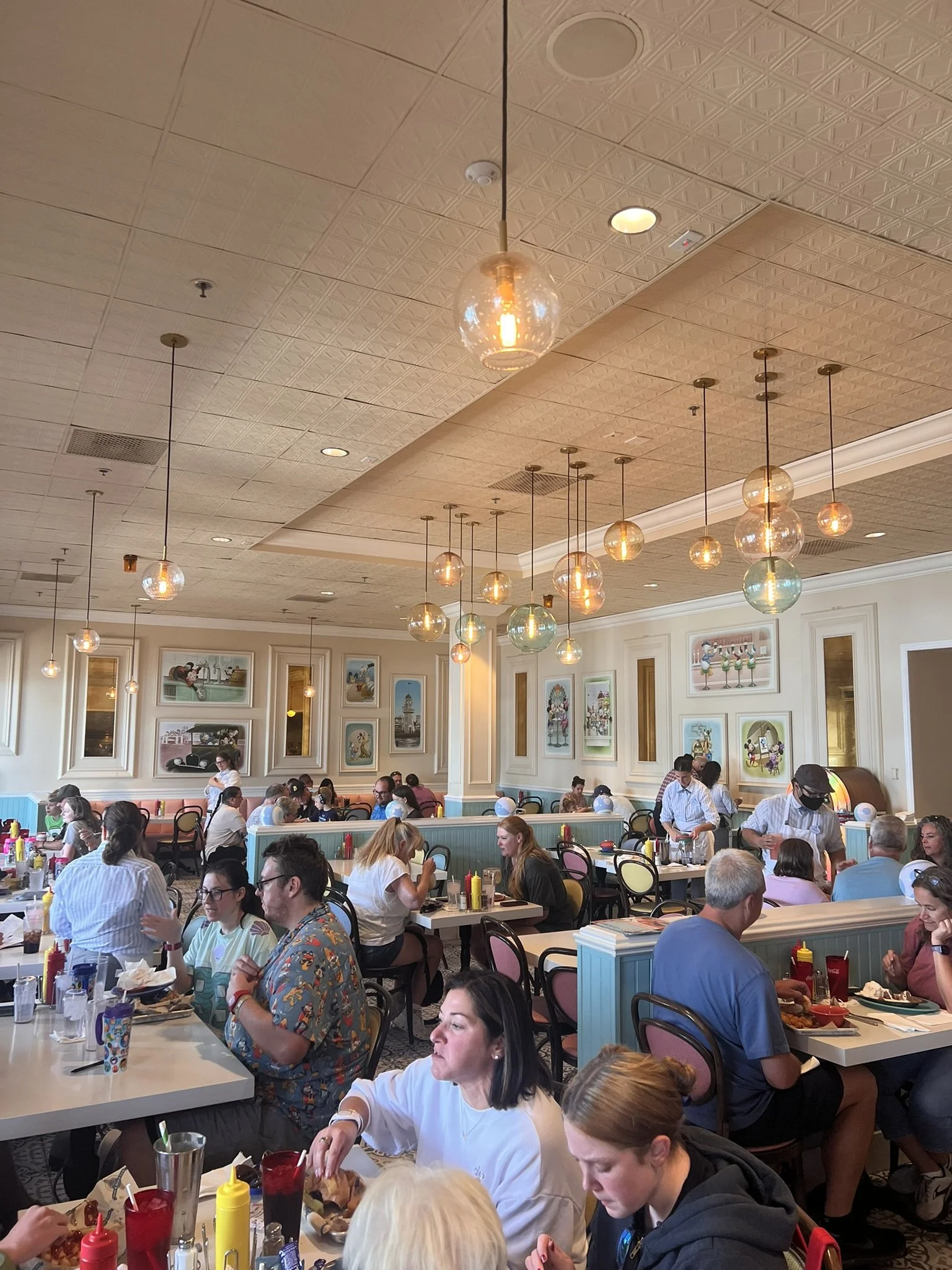 Disneys Boardwalk Snackabout (46).JPEG