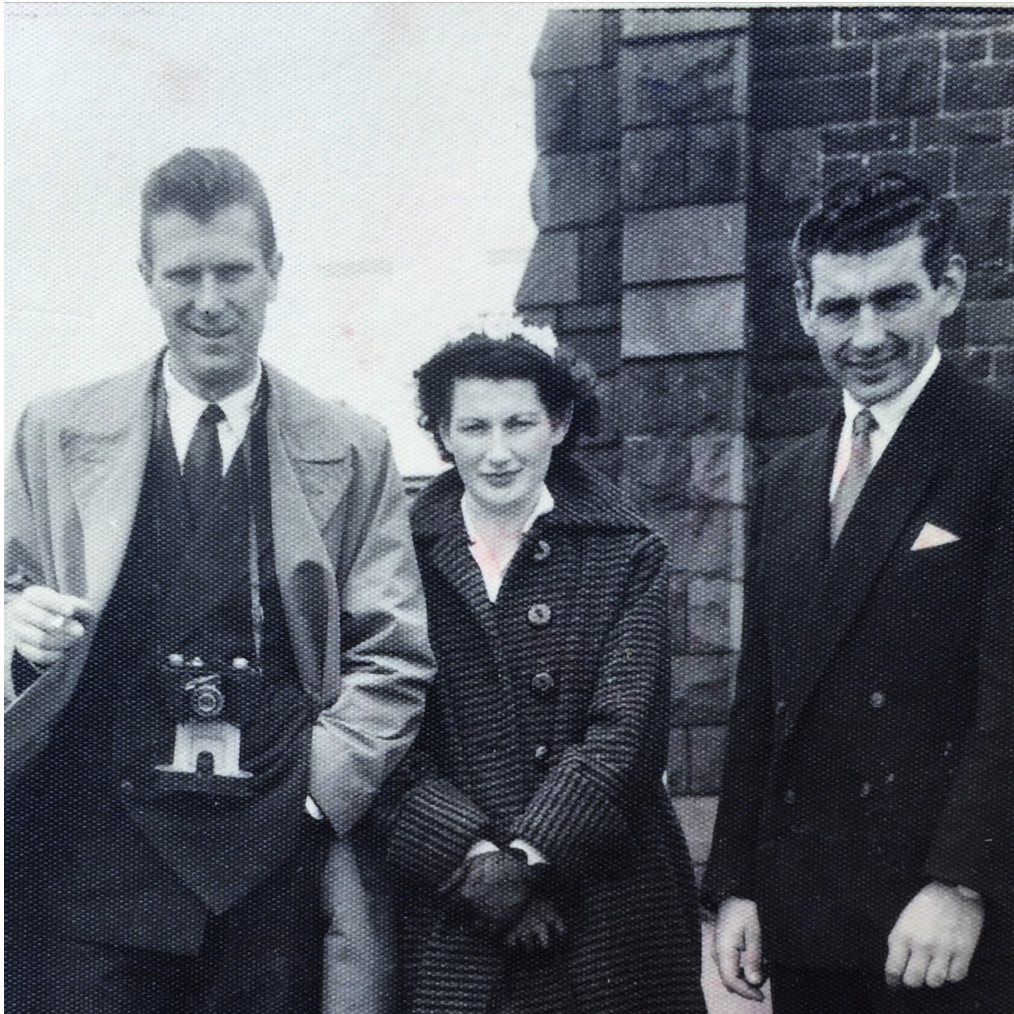 Pictured Nello Bacchia, Livia Bacchia e Zio Fidenzio Carli (Paola's mum's brother)