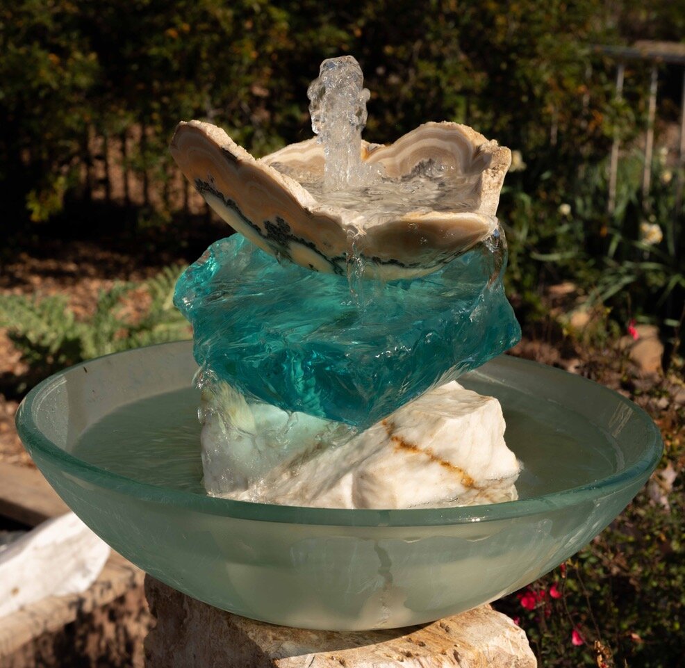 Lacey Cave Onyx Fountain Detail