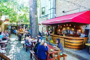 Sheffield's Wine & Beer Garden photo