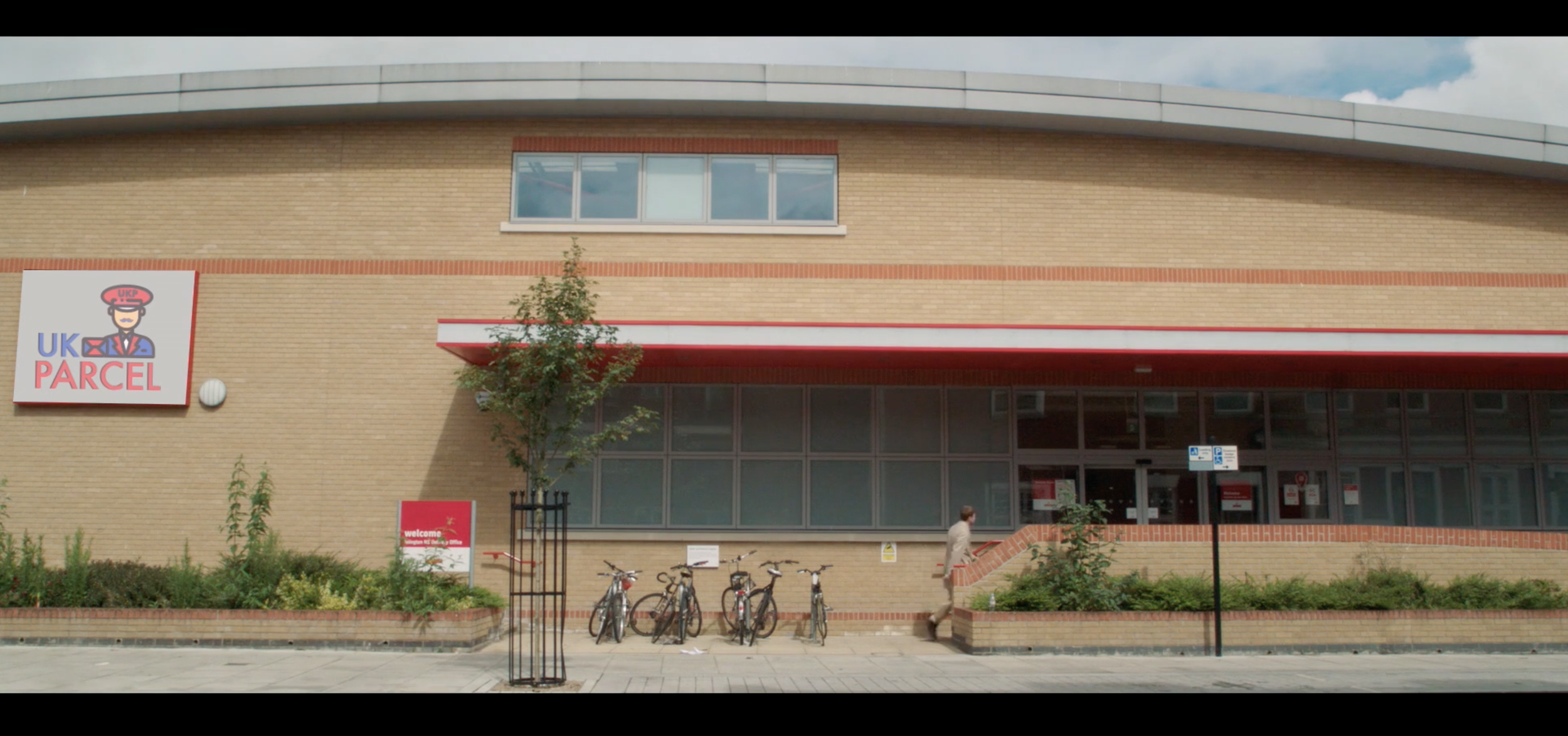 175600-R1-32A.jpg