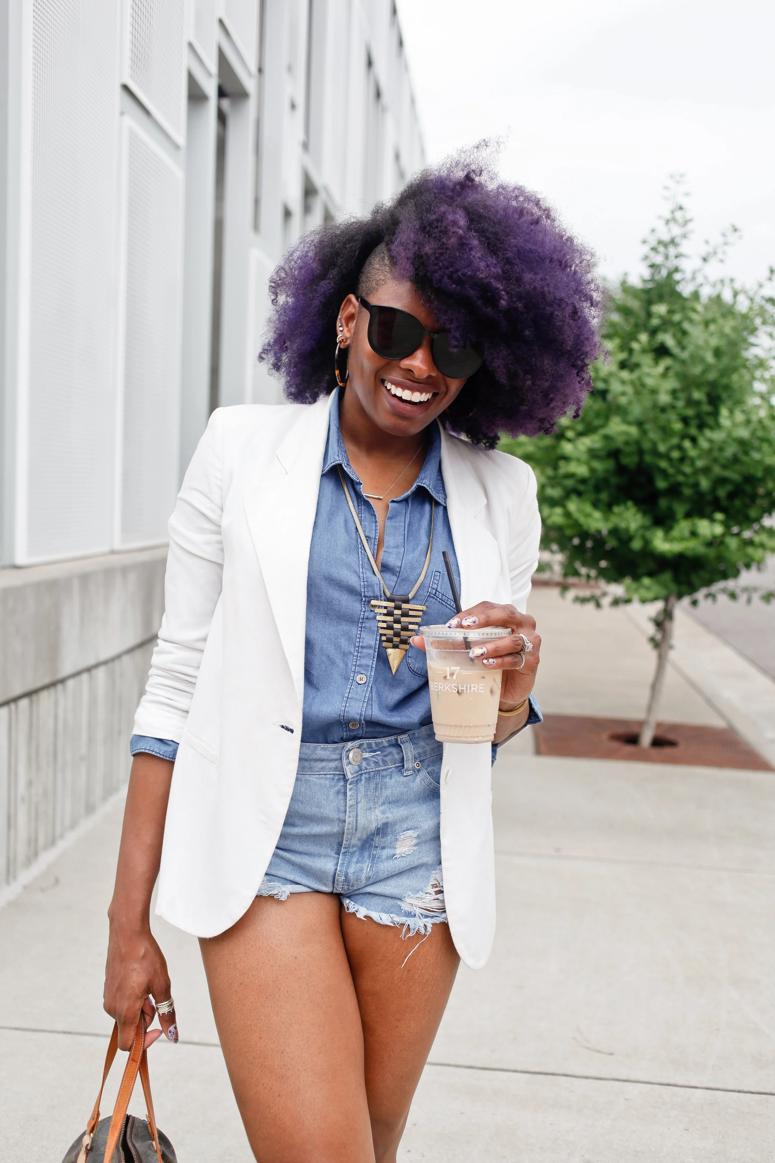 Denim-on-Denim-White-Blazer-6.jpg