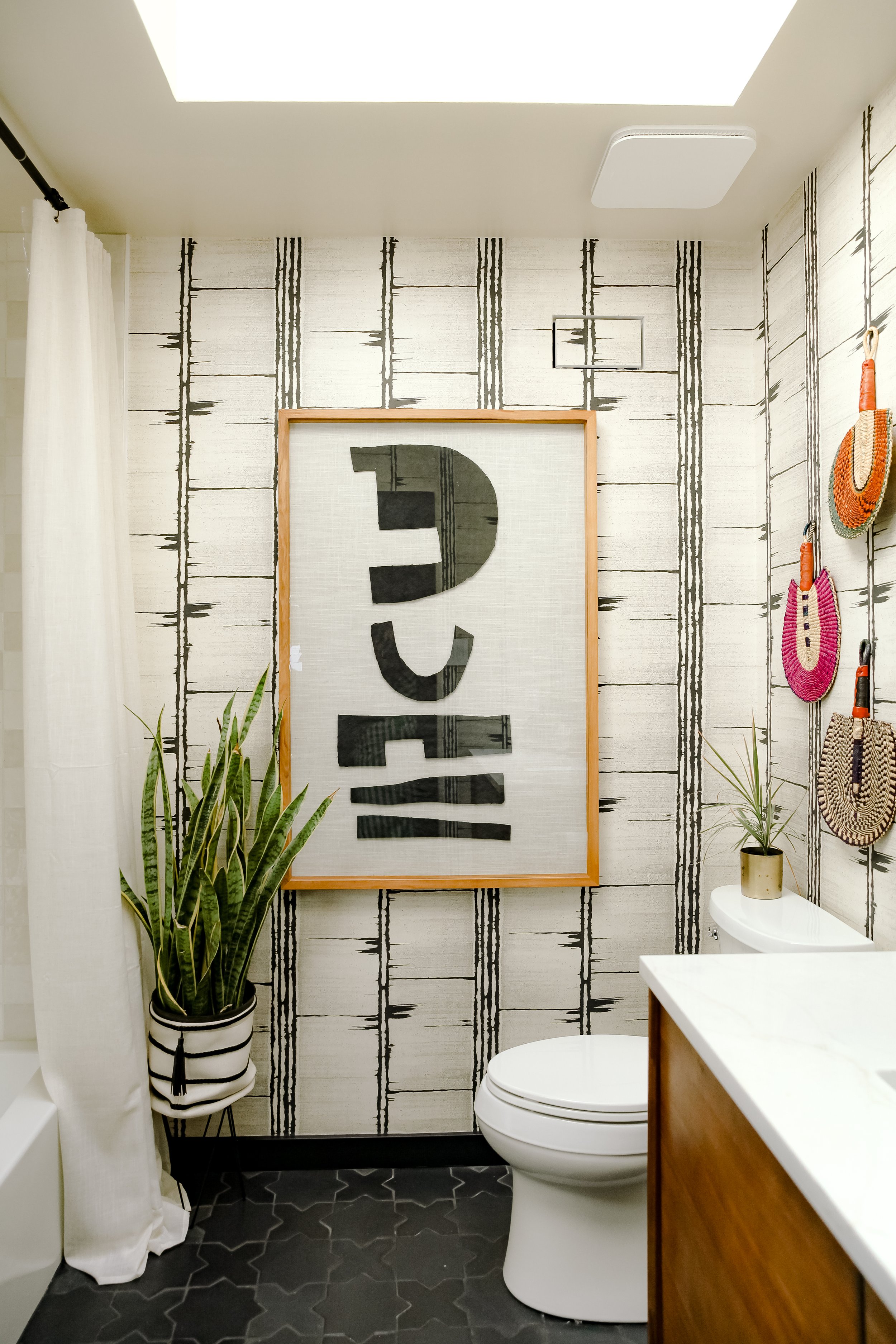 Best Bathroom Walls: Everything You Need to Know