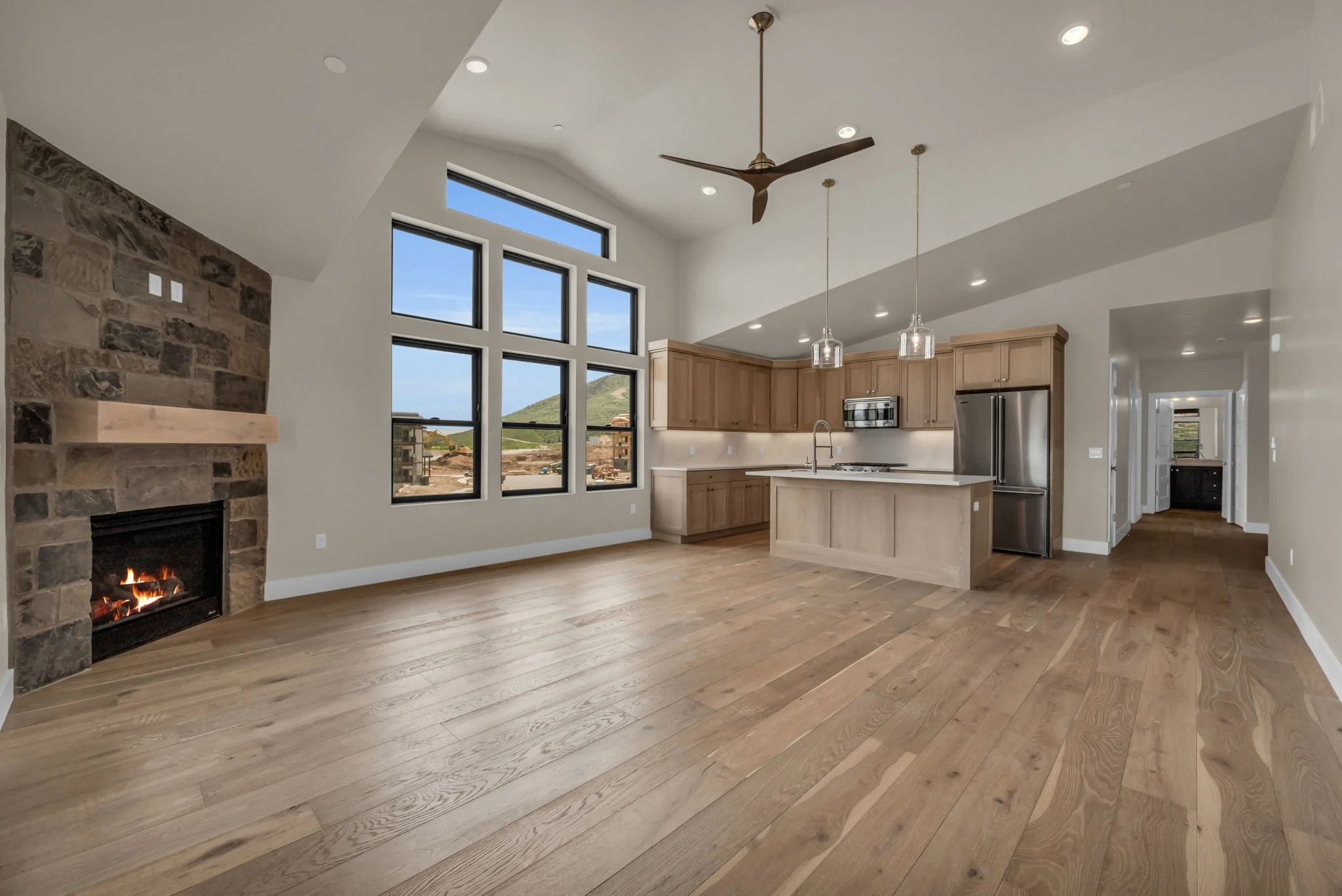 Condominiums — Mayflower Lakeside