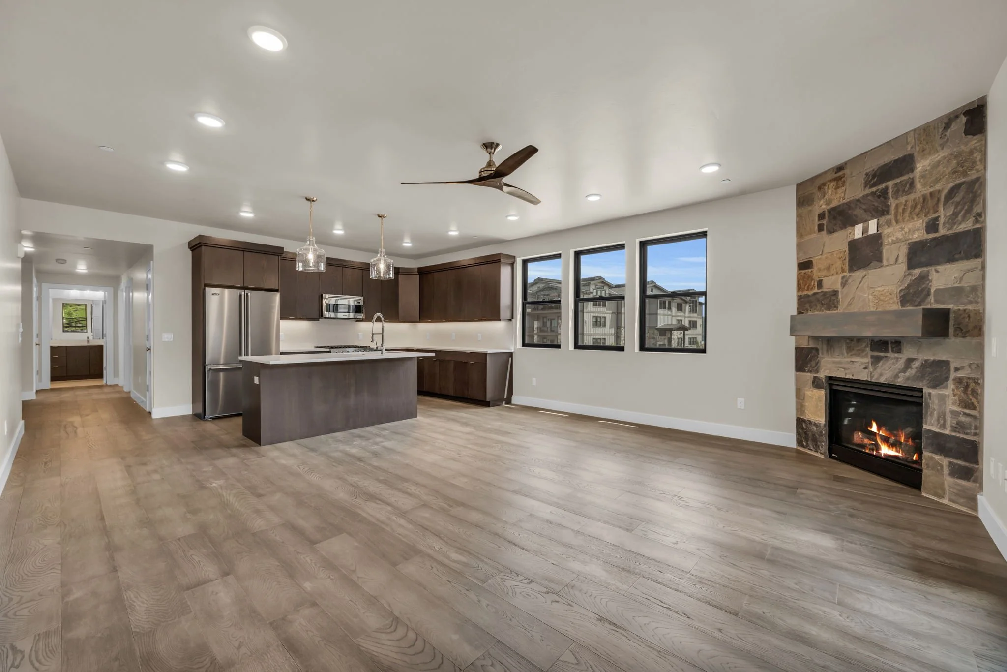 Condominiums — Mayflower Lakeside