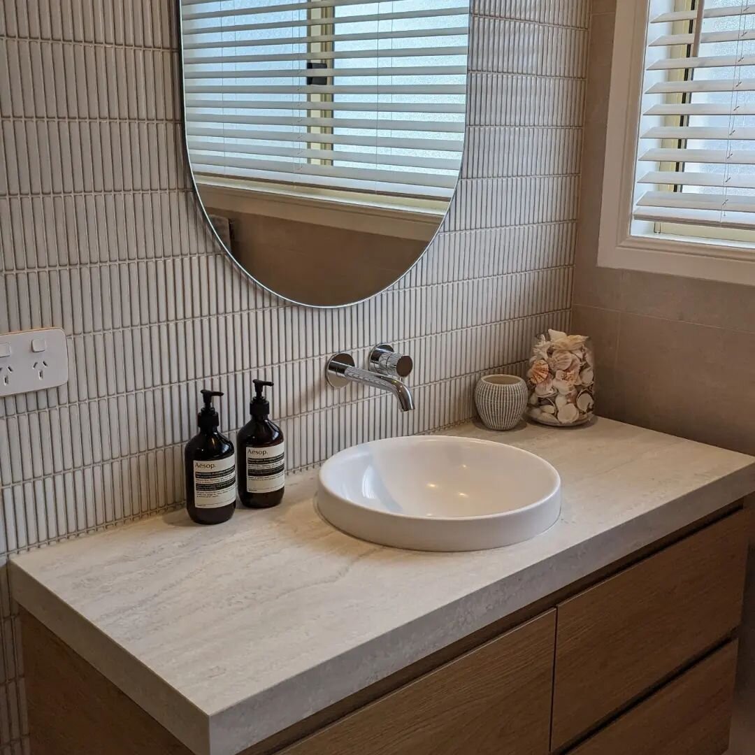 ✨ All our bathroom renovations are completely unique as our focus is on bringing your vision to life ✨
.
.
.
.
.
#bathroom #bathroomdesign #interiordesign #homerenovation #home #homedecor #builder #byronbay #ballinansw #lennoxhead #brokenhead #alston