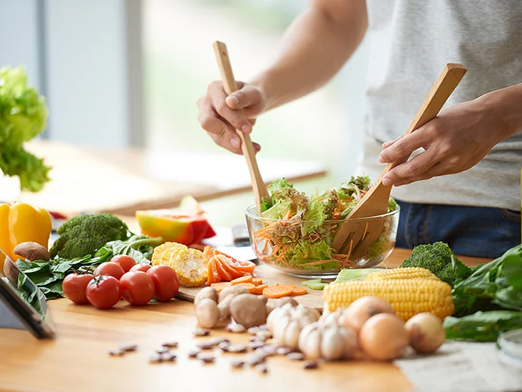 Healthy_Eating_A_Detailed_Guide_for_Beginners-732x549-thumbnail.jpg