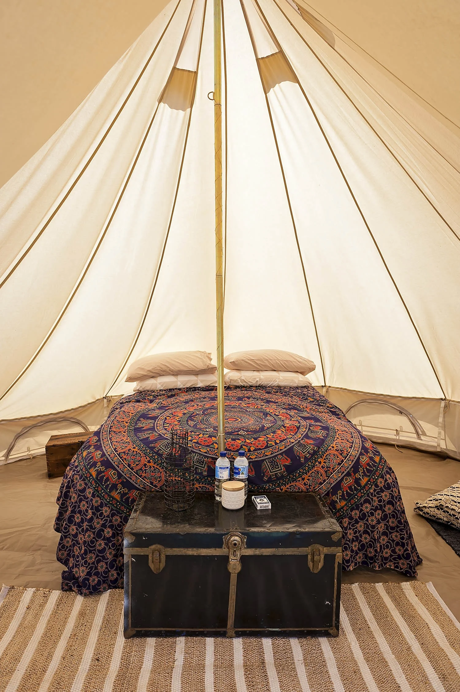 139099-19small+glamping.jpg