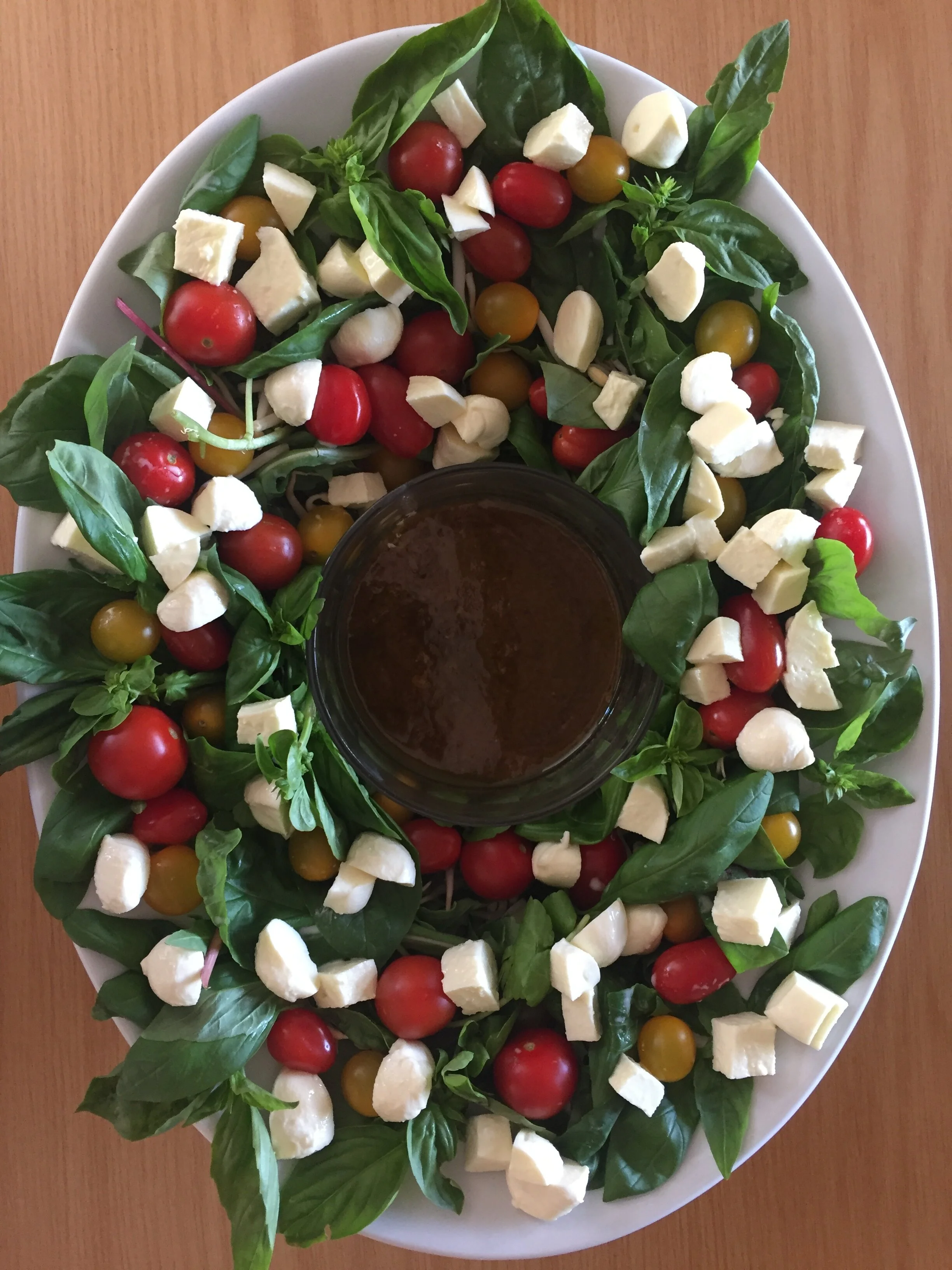 "Wreath" Caprese Salad