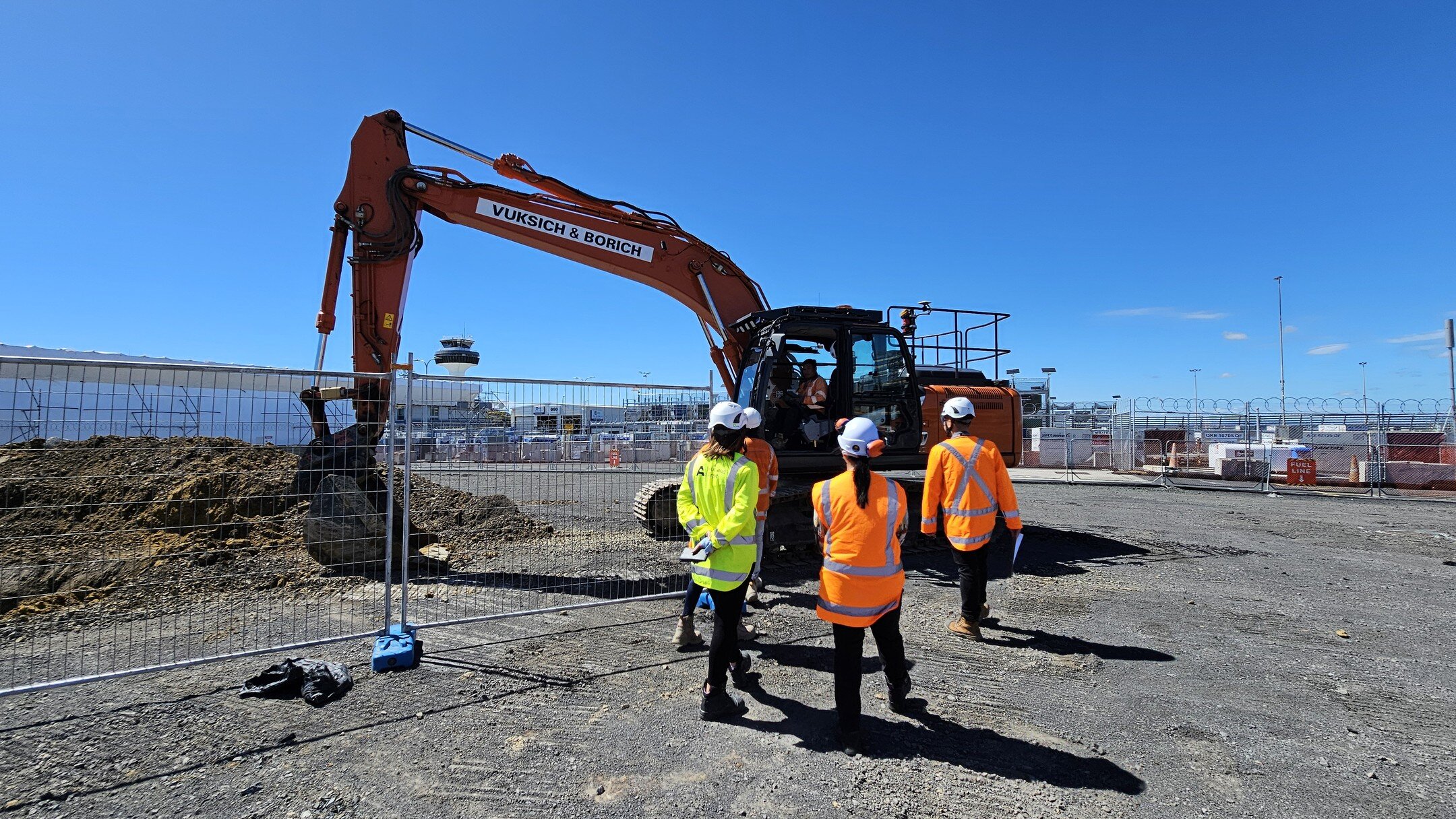 It was a great day in Tamaki Makaurau for another safety walk led by Anntonina, alongside Auckland Airport, Beca and Hawkins on the Domestic Processor Early Works project.

Urban Outcomes Limited, Director Natasha Possenniskie is acting as Engineer t