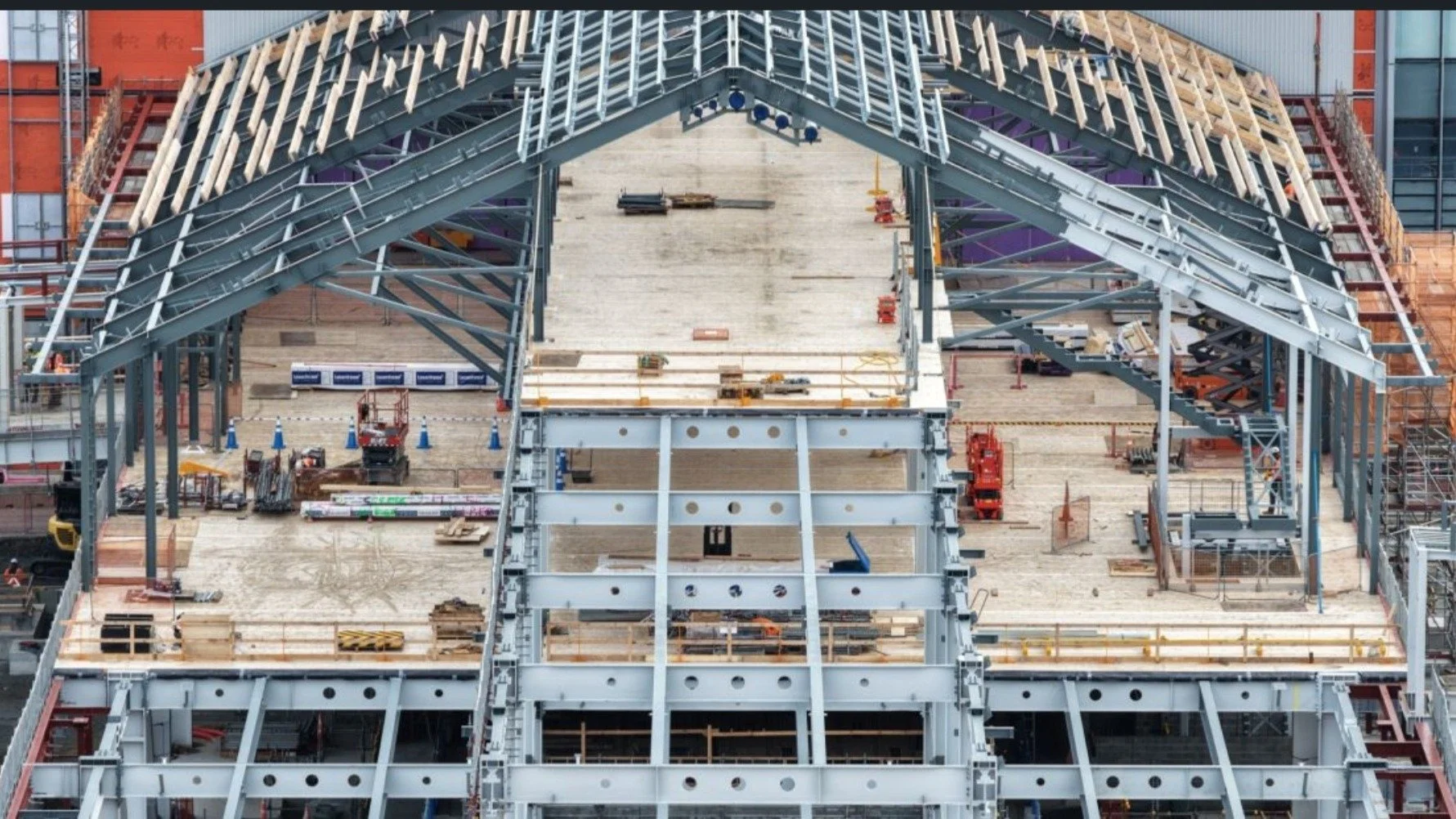 Progress is ramping up on one of New Zealand&rsquo;s most significant infrastructure projects - the new Domestic Jet Terminal at Auckland Airport.
 
Construction is extending out onto the airfield as works continue on the new 240m aircraft Pier that 