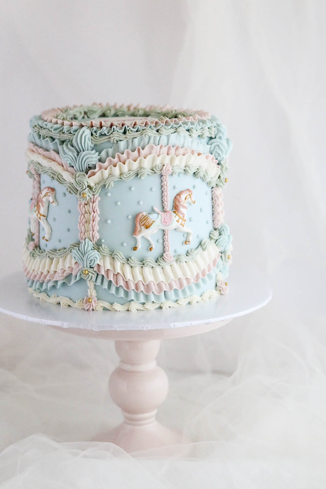 carousel cake small -2.png
