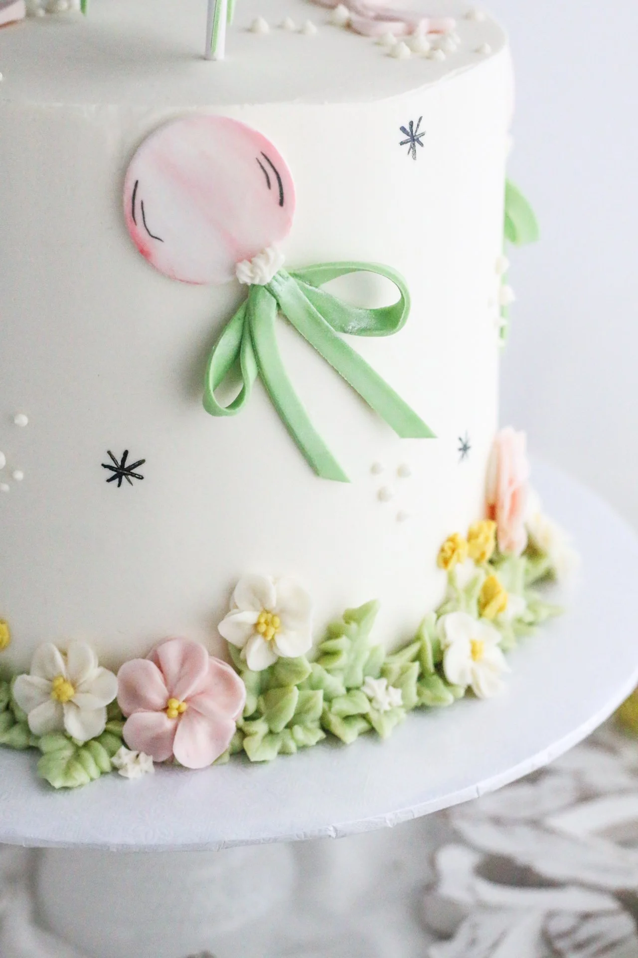 animals-cake-with-balloons-02.jpg