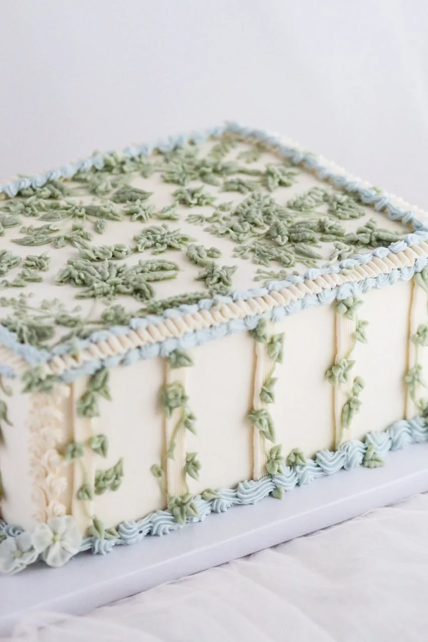 Recgtangular Cake with Vines-10.jpg