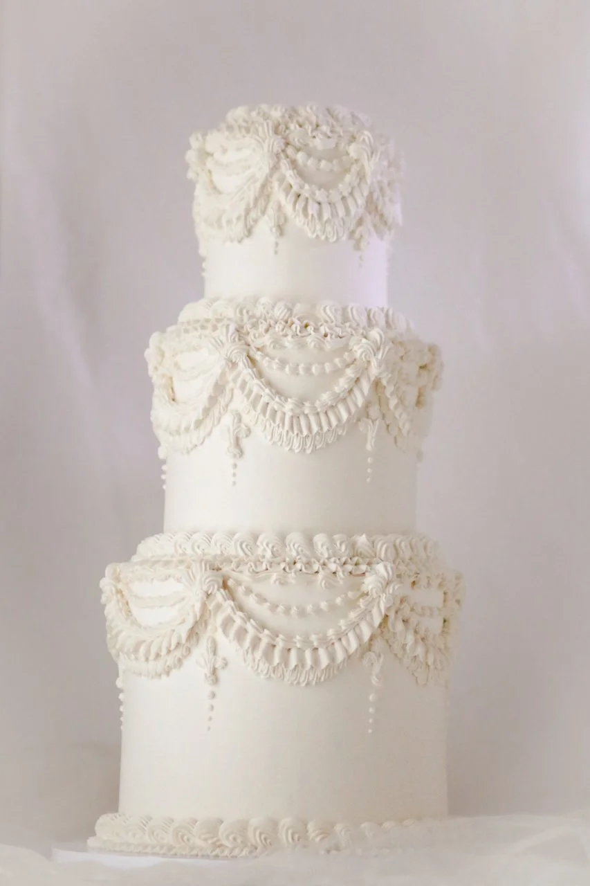 THREE TIER CAKE IVORY-10.jpg