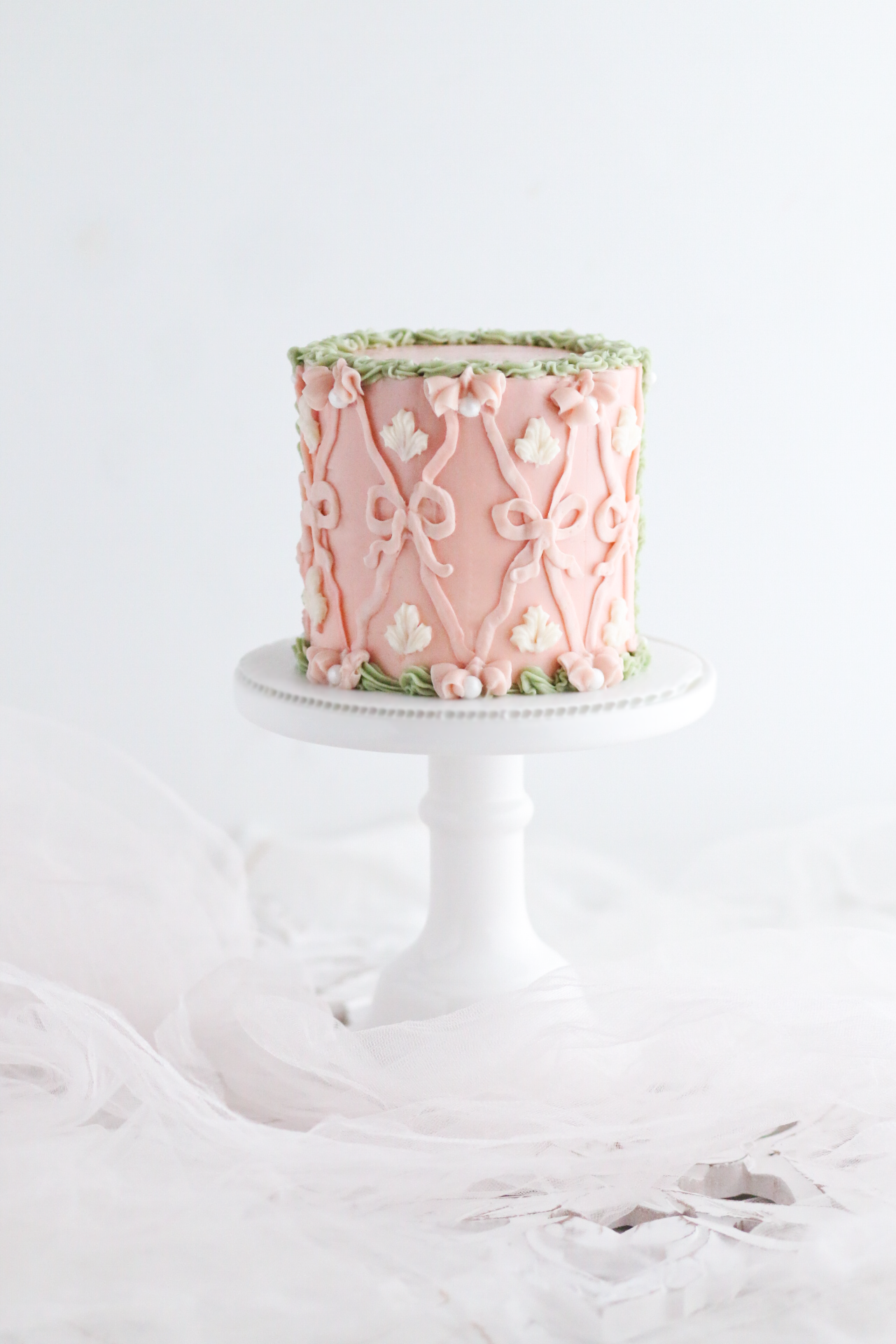 Matilda Ribbon Trellis Blush design by Ralph Lauren inspired cake ...