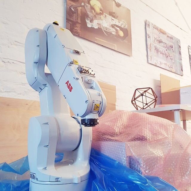 Unboxing of our newest colleague: as part of one big project for #factory #automation, the @abbrobotics IRB1200 #industrial #robot will soon be the key driver to take on a batch of super-precise picking tasks. More on our website as soon as we are al