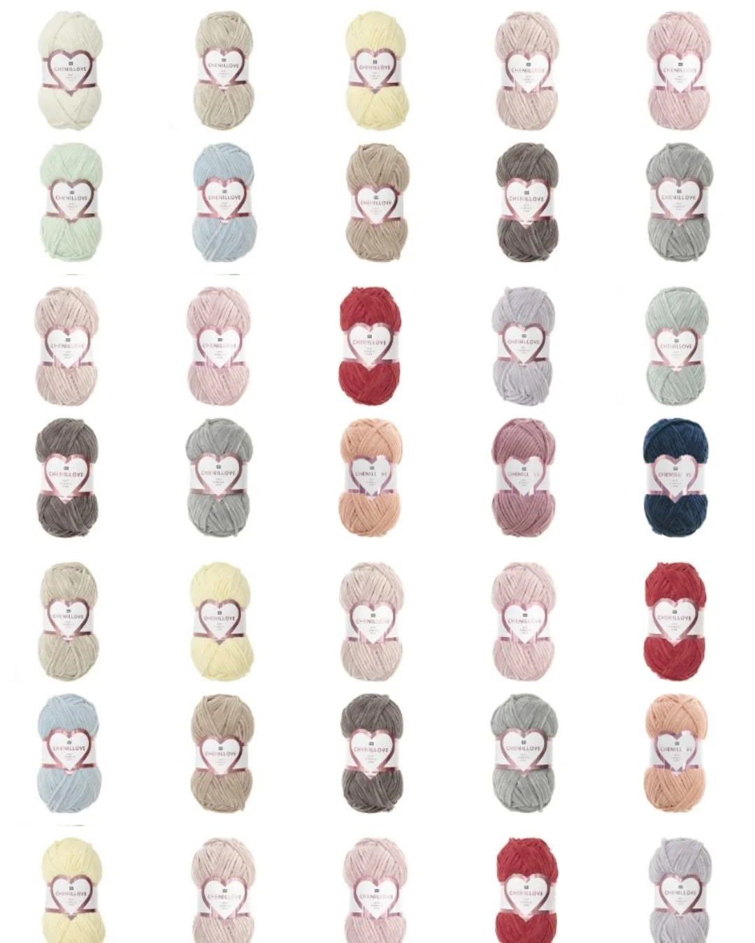 Chenillove, hét garen bij uitstek voor babydekentjes of knuffeltjes. Swipe links om te weten te komen hoeveel bolletjes je nodig hebt om een dekentje te breien of haken. 
We hebben hier super toffe pastelkleuren in alsook enkele felle kleuren