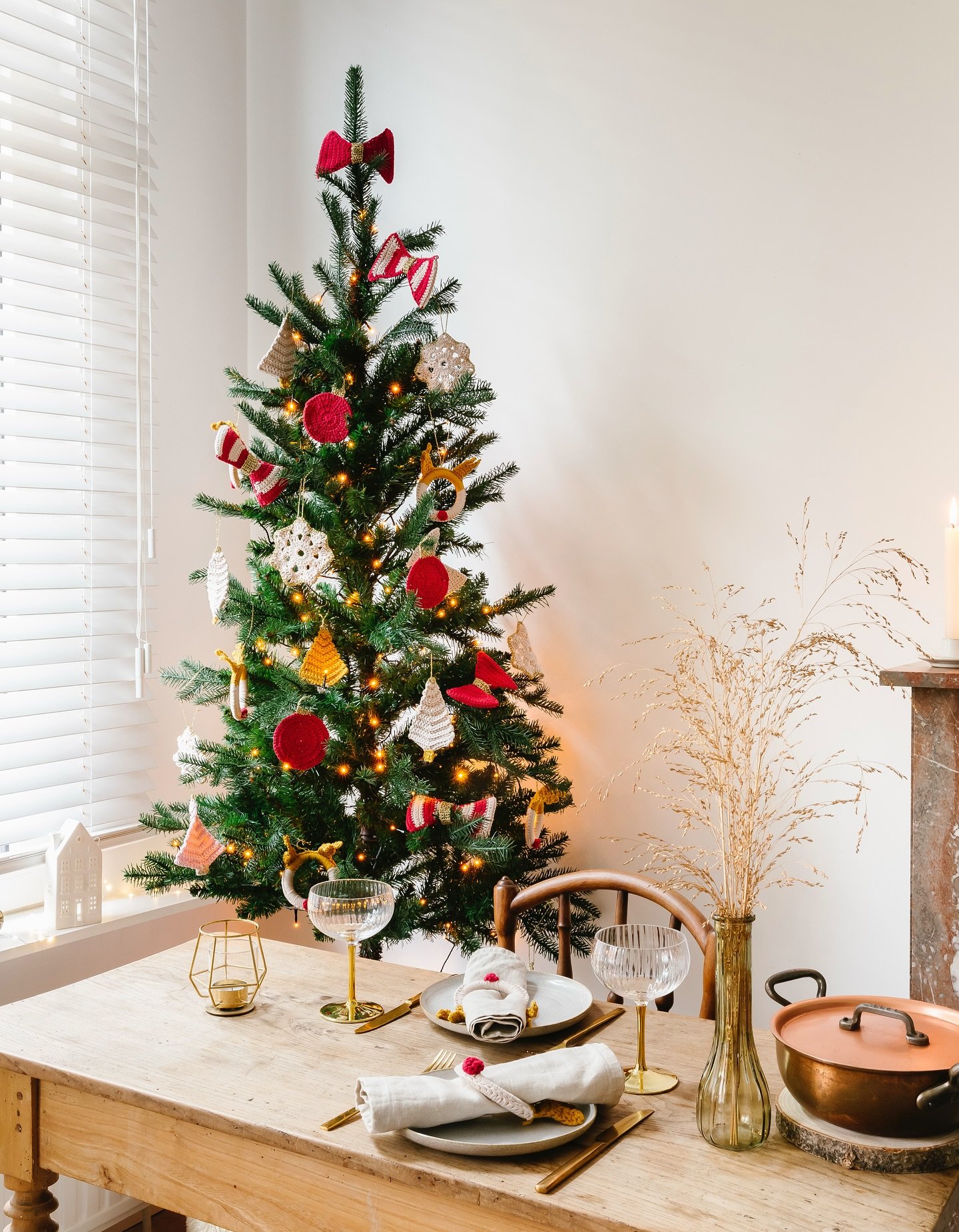 Ho ho ho! Haak je kersthangers samen met gaarne &amp; @libellebelgie tijdens de #libellehaakchallenge. Haak 5 weken lang elke week een nieuwe kersthanger voor in je kerstboom. 🌲

1. Bestel je pakket via gaarne.online. Deze bevat alle benodigdheden (