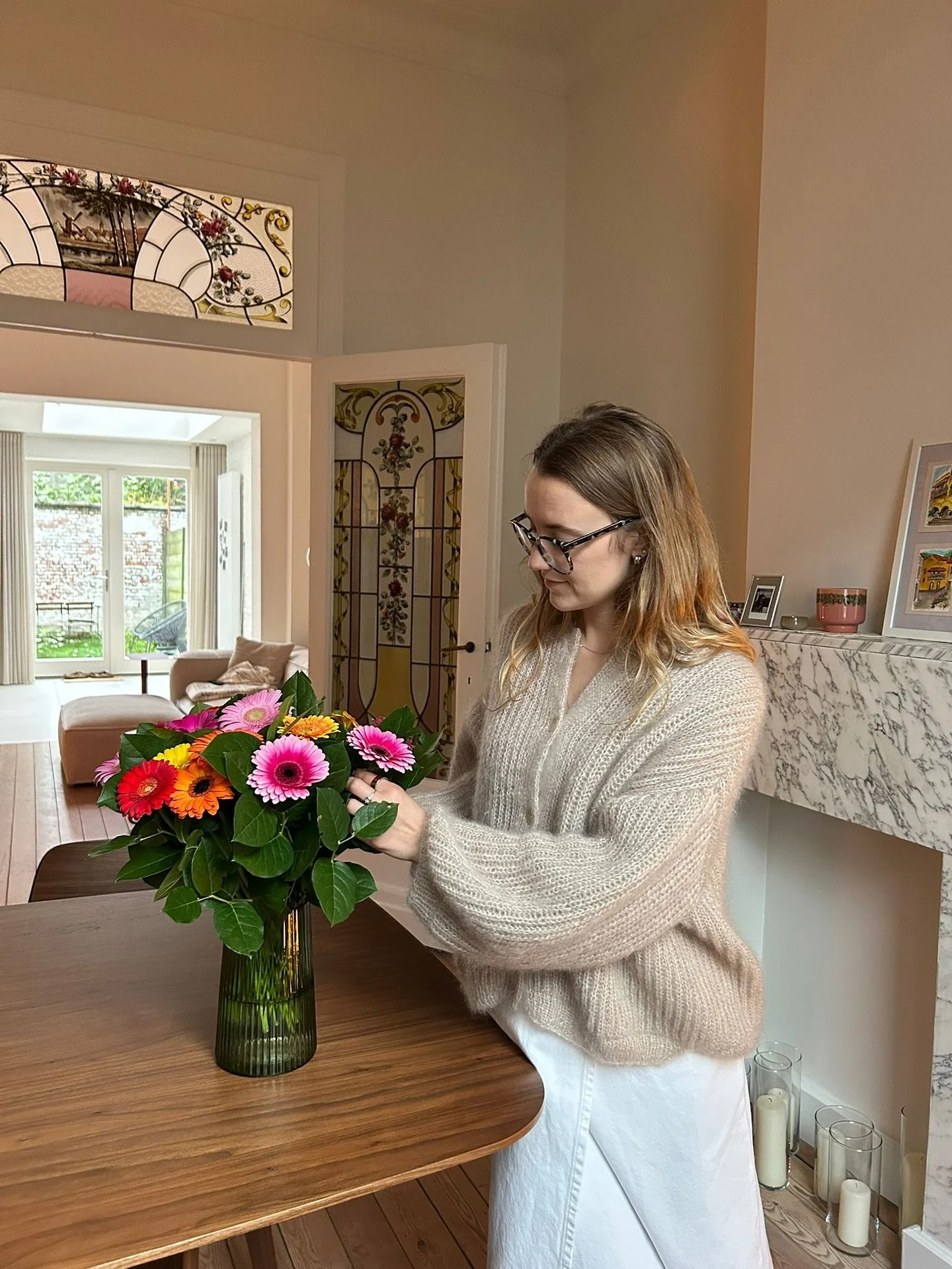 Hipperdepiep HOERAAAA! 🥳 Vandaag mag mijn jongste dochter 28 kaarsjes uitblazen. 

@annelies.troubleyn ik ben zo trots op de prachtige vrouw die je geworden bent. Hard werkend, stijlvol, recht voor de raap en een hart van goud. 💛

Bedankt om ook de