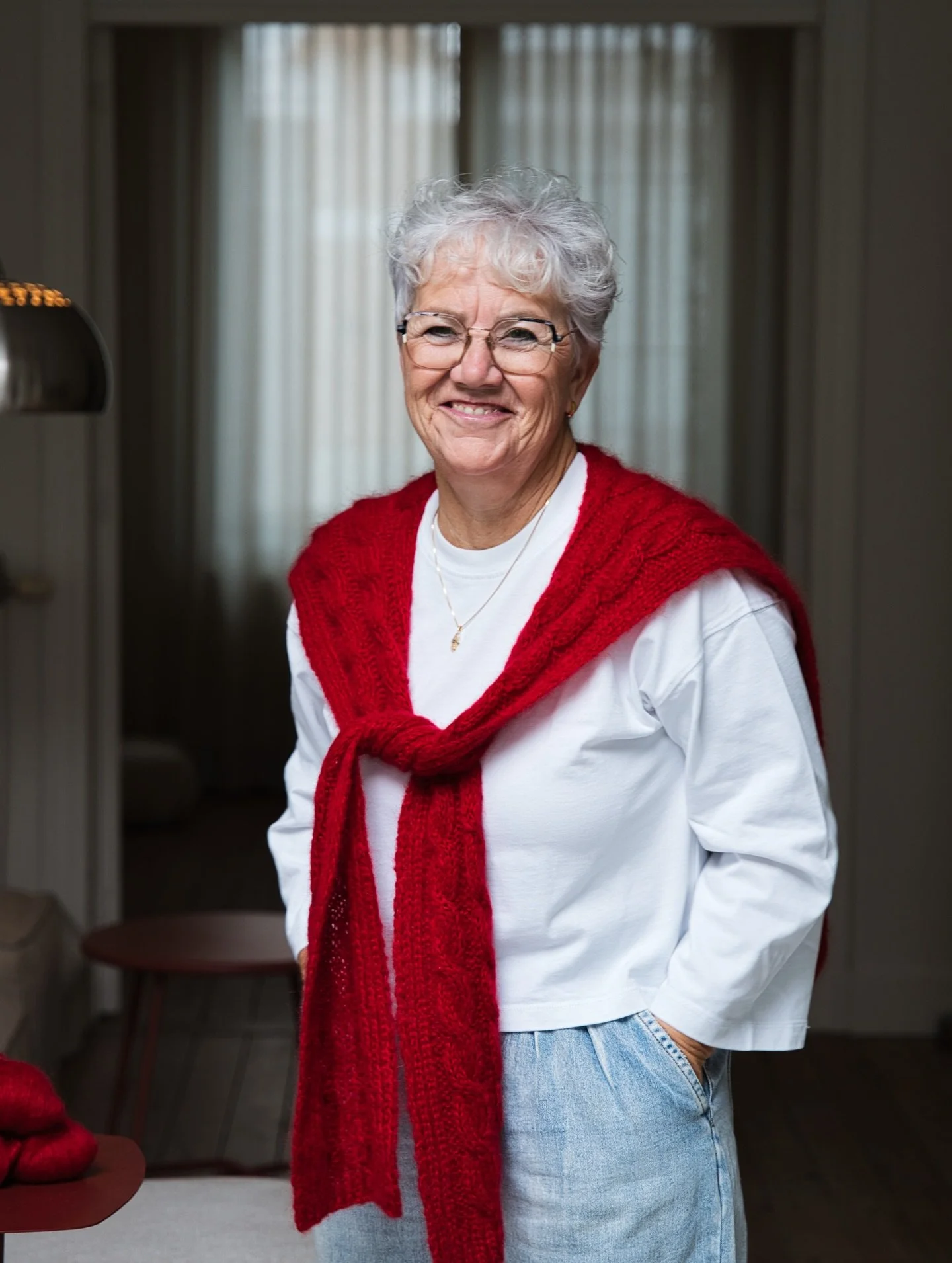 Hard launch: onze sweater scarf ❤️
Een patroonontwerp gemaakt door mezelf, V&eacute;ronique

gaarne X @katiayarns : een samenwerking die ons uit onze comfortzone trok, maar waar we nu o-zo fier op zijn.  Speciaal voor de lancering van hun nieuwe kwal