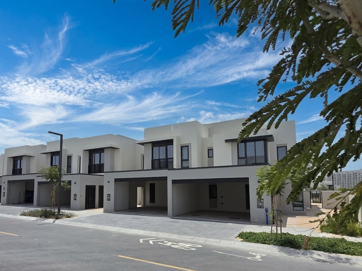 JAV - 3 Bed Townhouses Rented