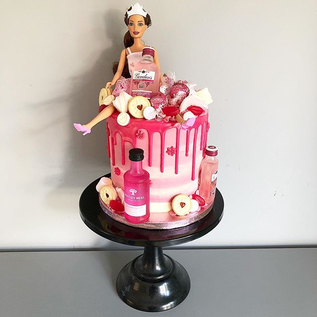 Drunken Barbie Cake from last weekend. .
.
.
.
.
.
.
.
.
.
.
.
.
.
.
.
.
.
#bakersofinstagram #cake #cakes #birthdaycakes #birthdaycake #cakesbytamsinpearson #surreybaker #hampshirebaker #surrey #hampshire #surreycakes #hampshirecakes #pinkcake #barb