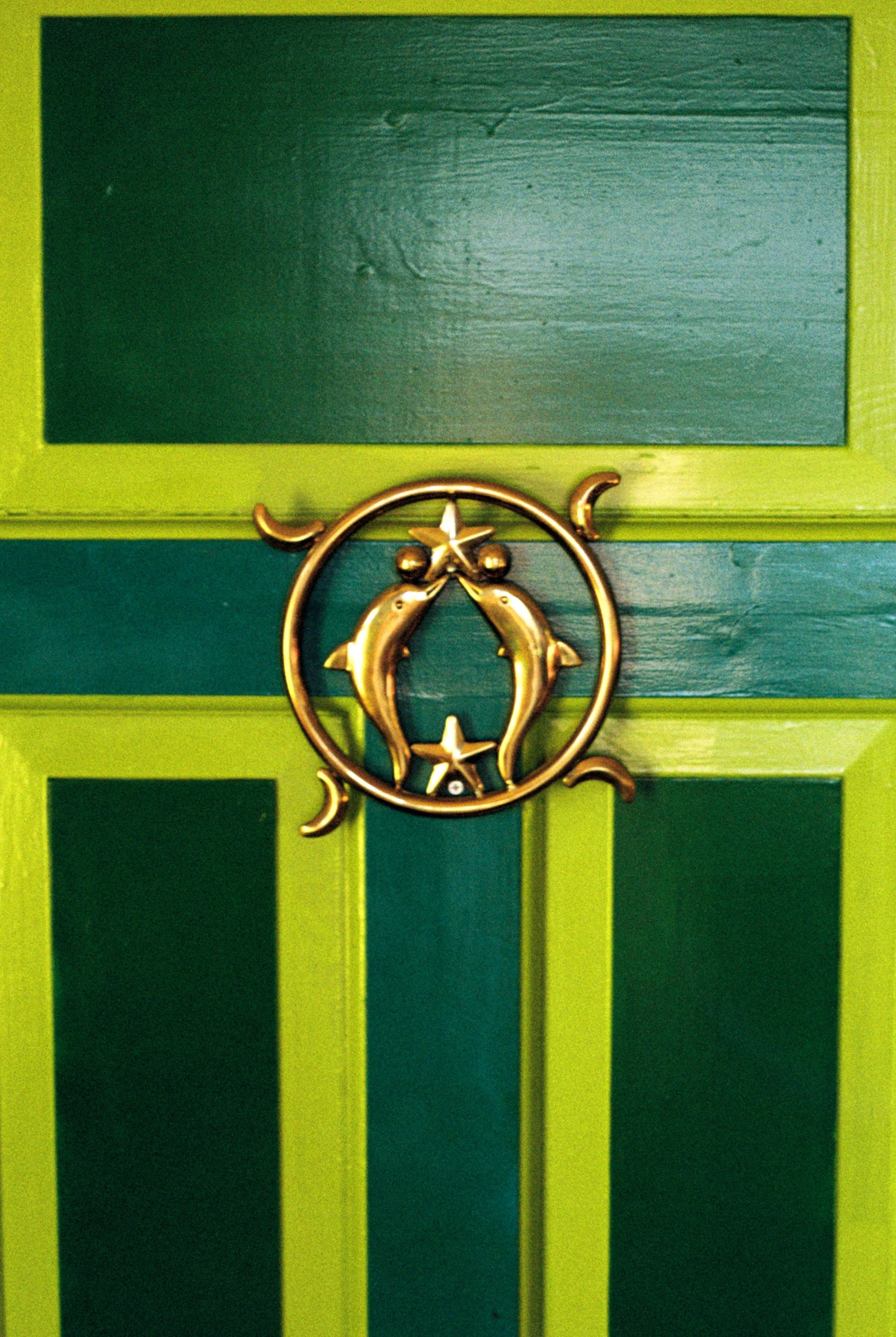 R1-05984-010A copy.jpg