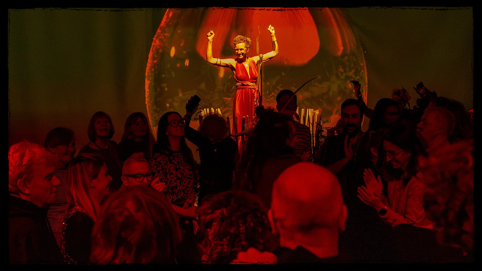 THE GIFT production photo 03.jpg