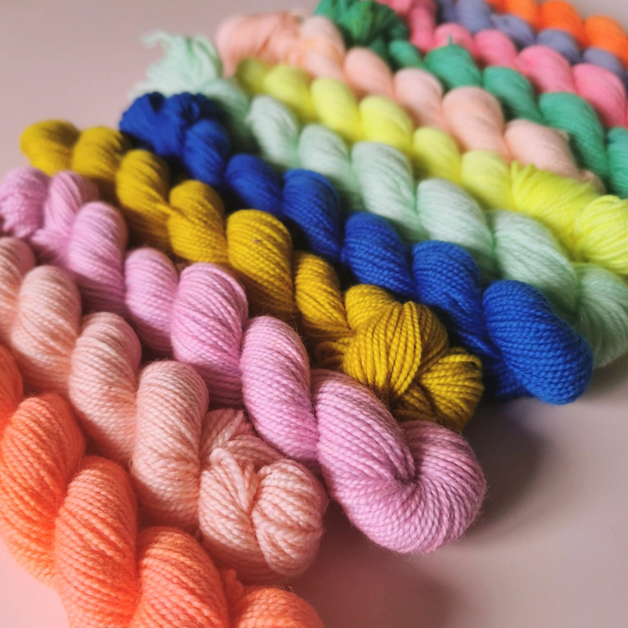indie-yarn-club-assorted-mini-skeins (6).png