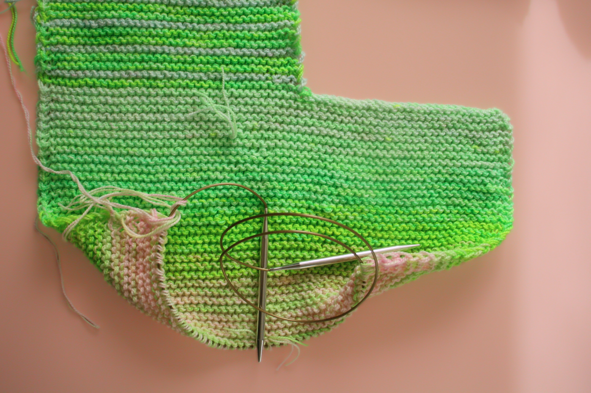 indie-yarn-club-advent-project-penguono (1).png