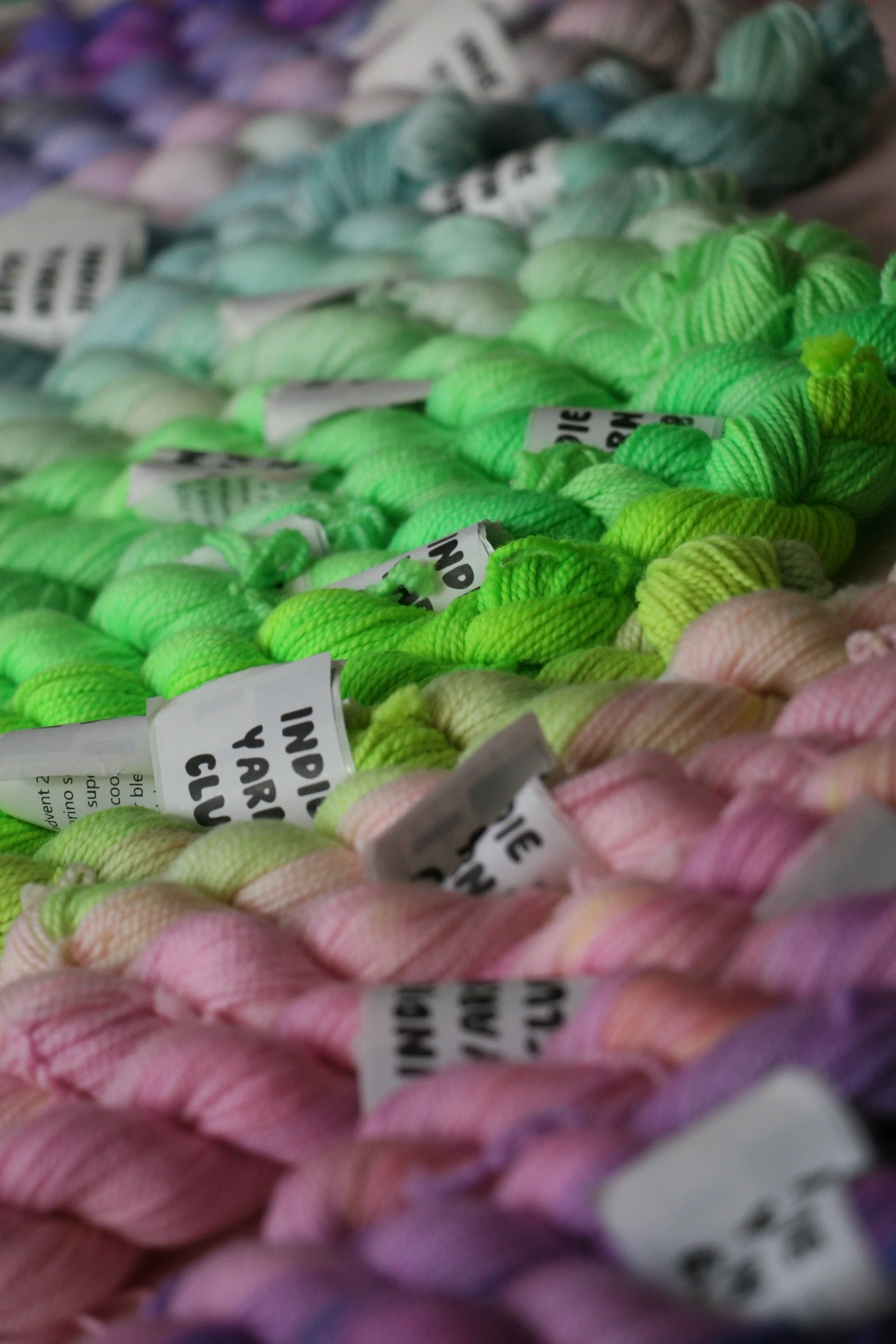 indie-yarn-advent-2025-fade-2.JPG