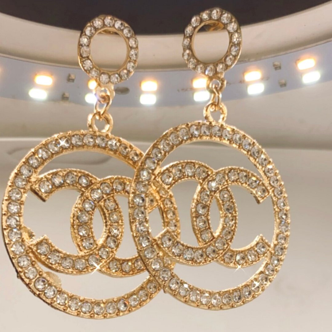 C0C6F947-0A17-4B6C-A208-32D411191430